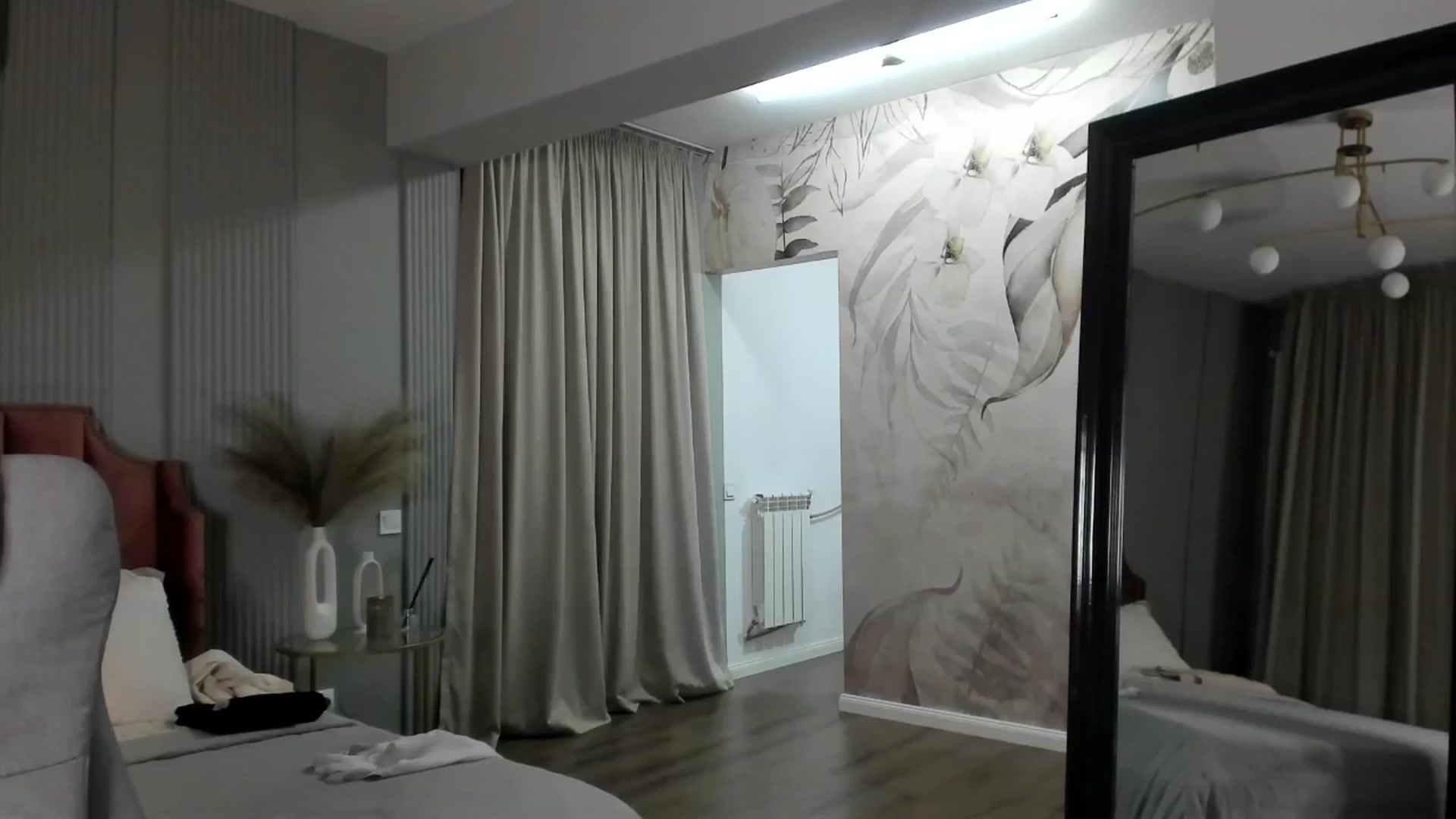 Gallery image thumbnail from NellieCutest's myfreecams stream on, 03/20/2025, 22:18 image 3 of 20