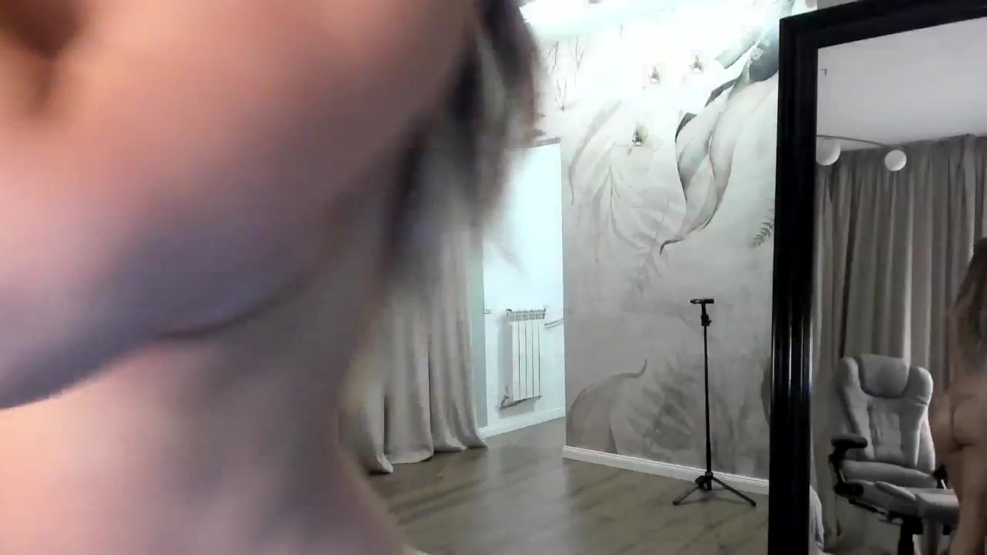 Gallery image thumbnail from NellieCutest's myfreecams stream on, 05/11/2025, 22:08 image 16 of 20