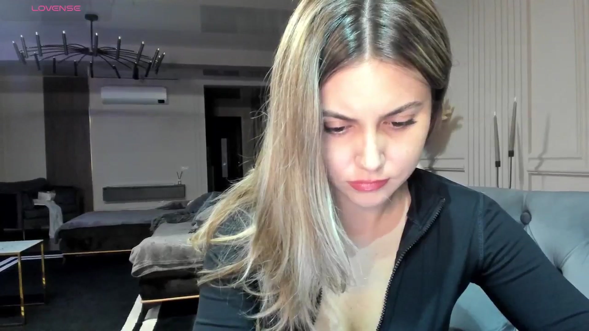 Gallery image thumbnail from NellieCutest's myfreecams stream on, 06/15/2025, 22:10 image 3 of 20