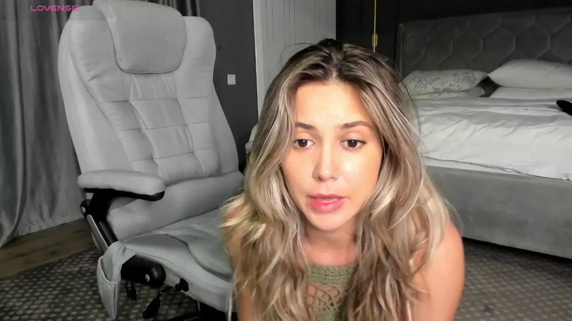 Gallery image thumbnail from NellieCutest's myfreecams stream on, 07/04/2025, 22:20 image 2 of 20