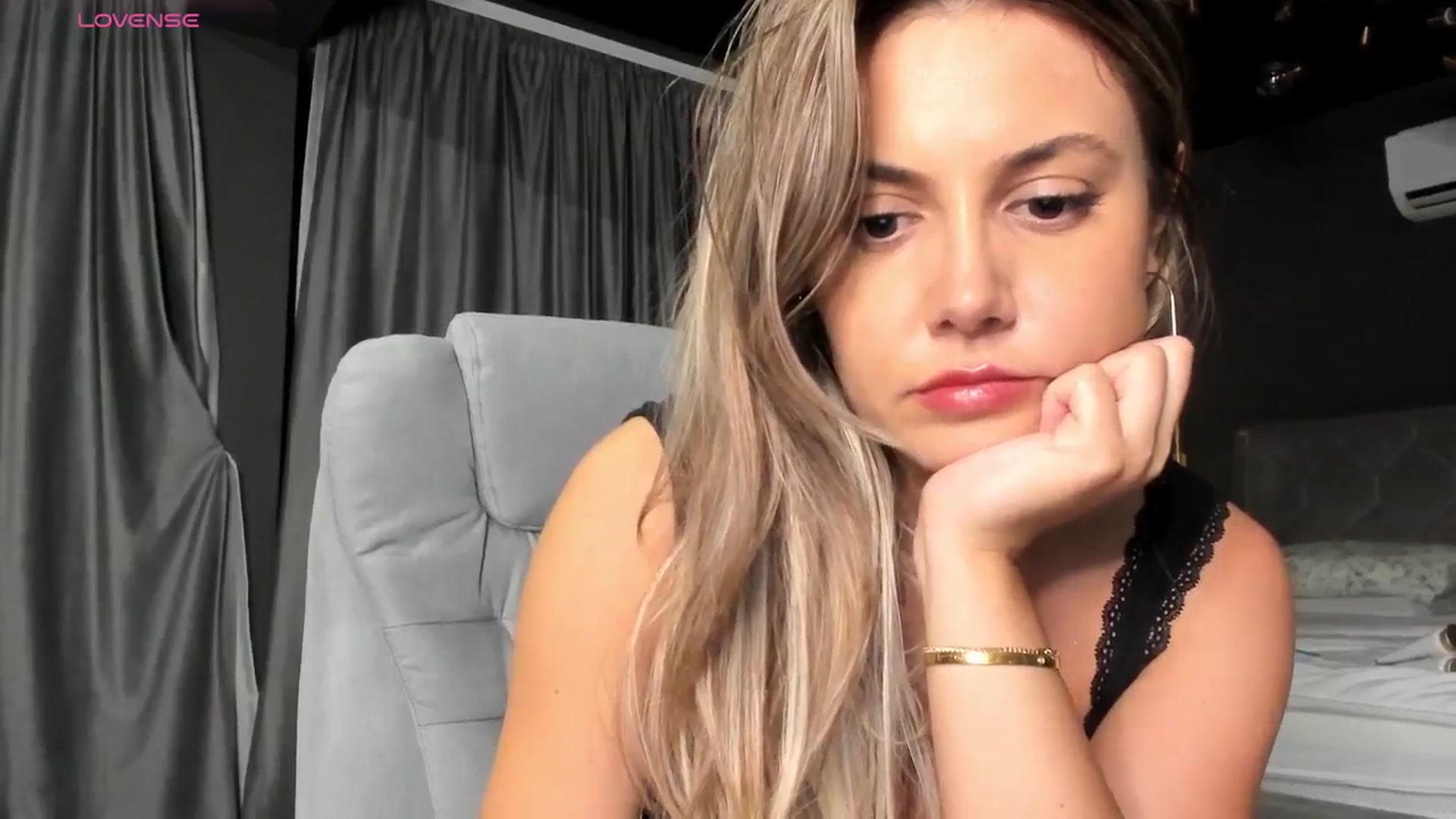 Gallery image thumbnail from NellieCutest's myfreecams stream on, 07/12/2025, 23:00 image 2 of 20