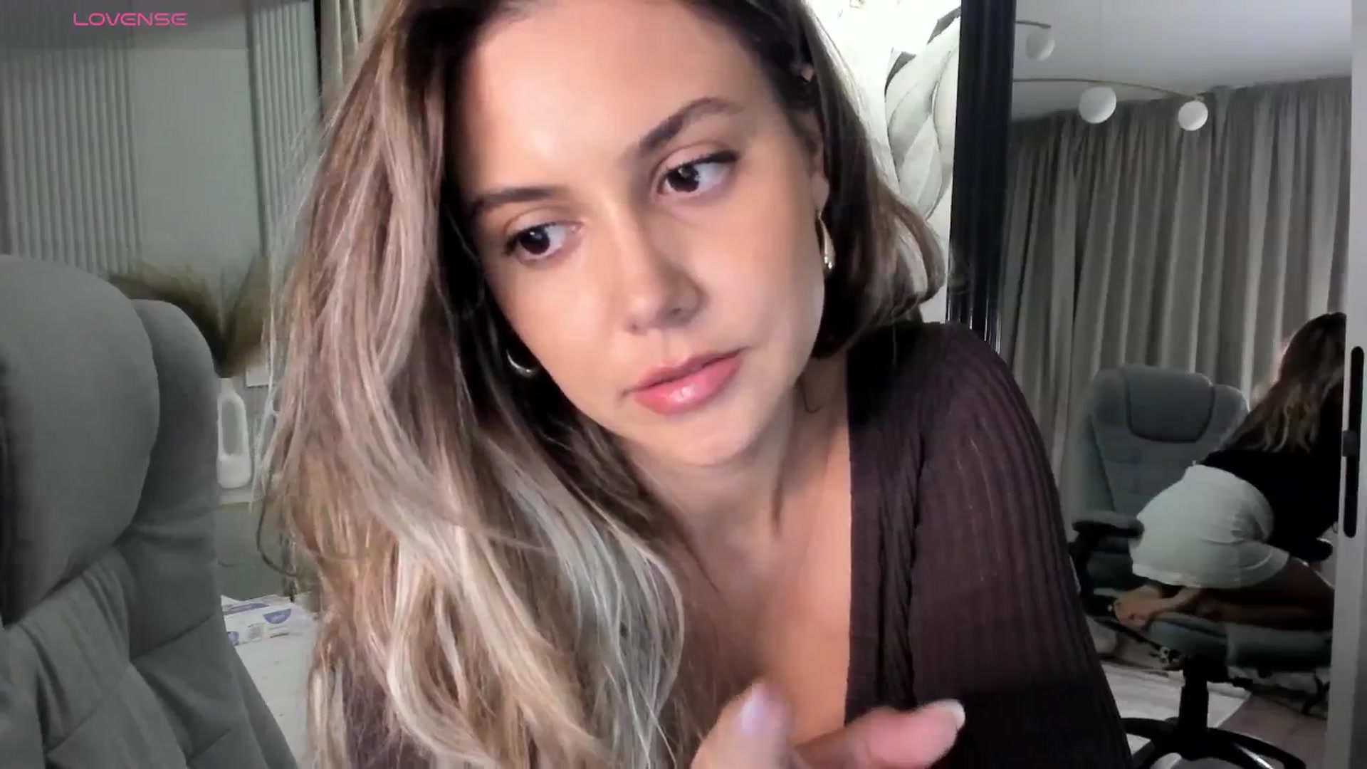Gallery image thumbnail from NellieCutest's myfreecams stream on, 07/26/2025, 23:02 image 3 of 20