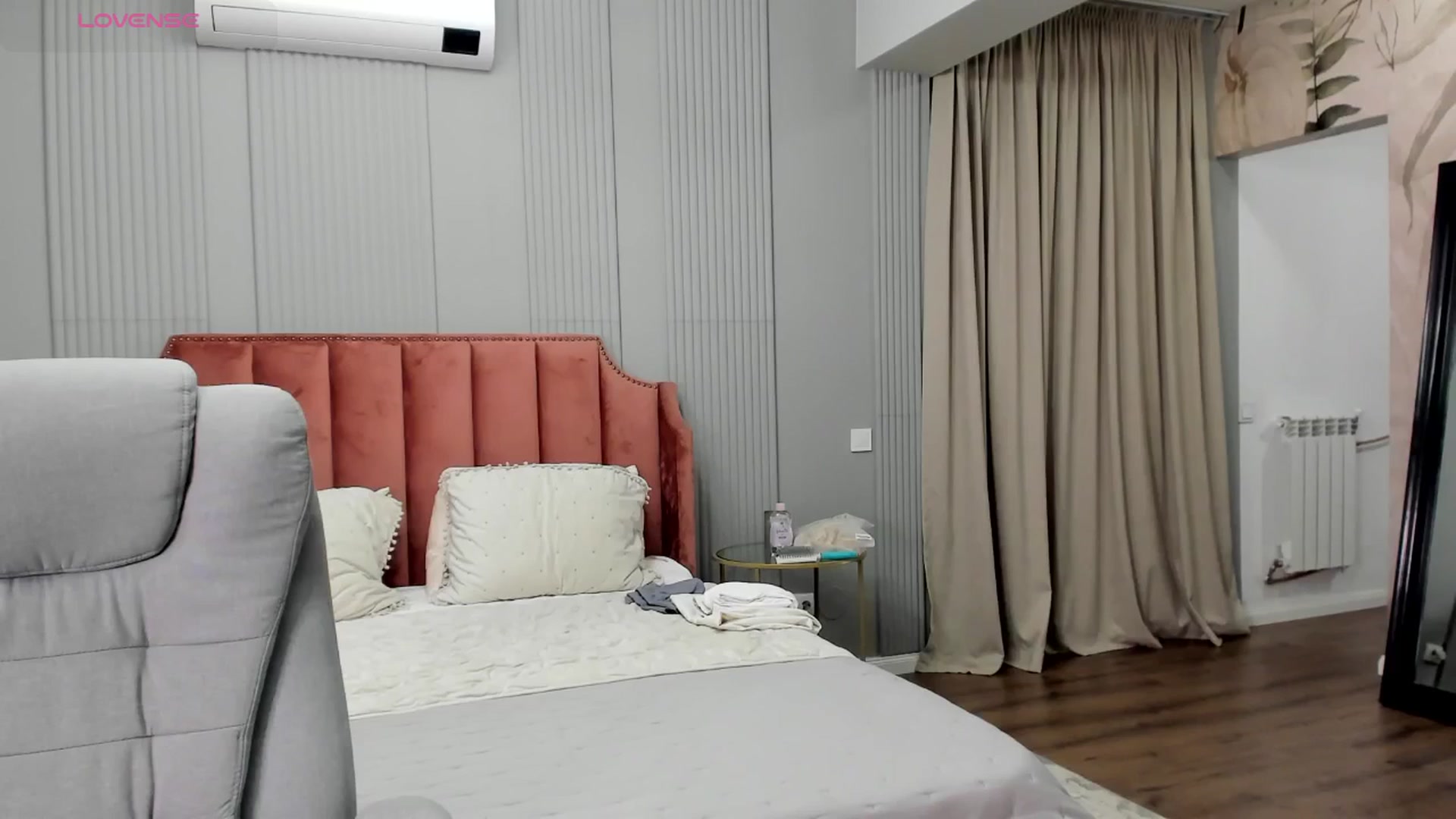 Gallery image thumbnail from NellieCutest's myfreecams stream on, 10/10/2025, 22:26 image 14 of 20