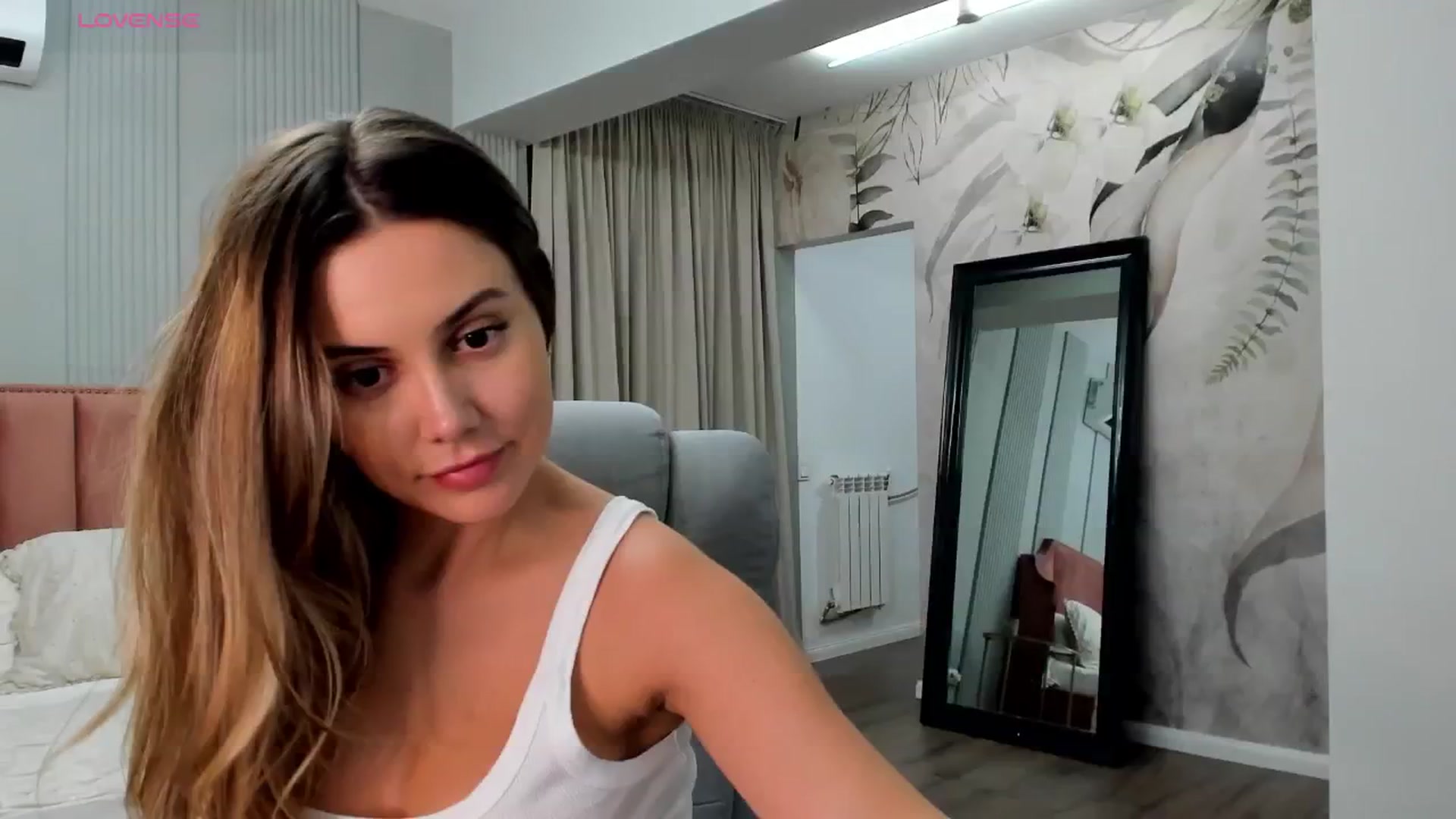 Gallery image thumbnail from NellieCutest's myfreecams stream on, 10/16/2025, 21:56 image 1 of 20