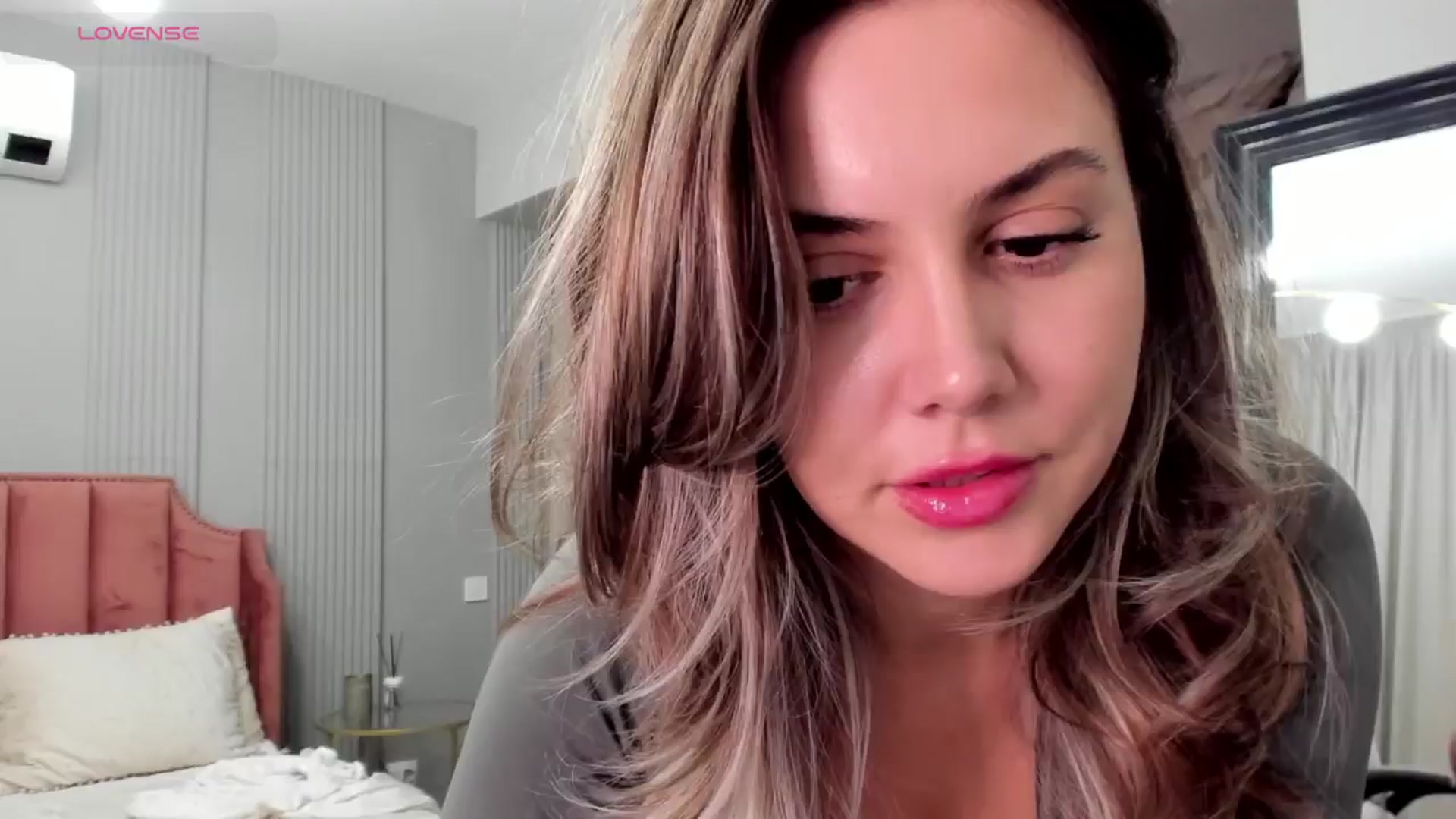 Gallery image thumbnail from NellieCutest's myfreecams stream on, 11/20/2025, 23:08 image 5 of 20