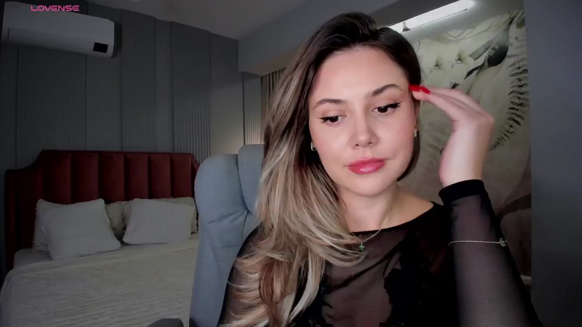 Gallery image thumbnail from NellieCutest's myfreecams stream on, 12/13/2025, 21:51 image 4 of 20
