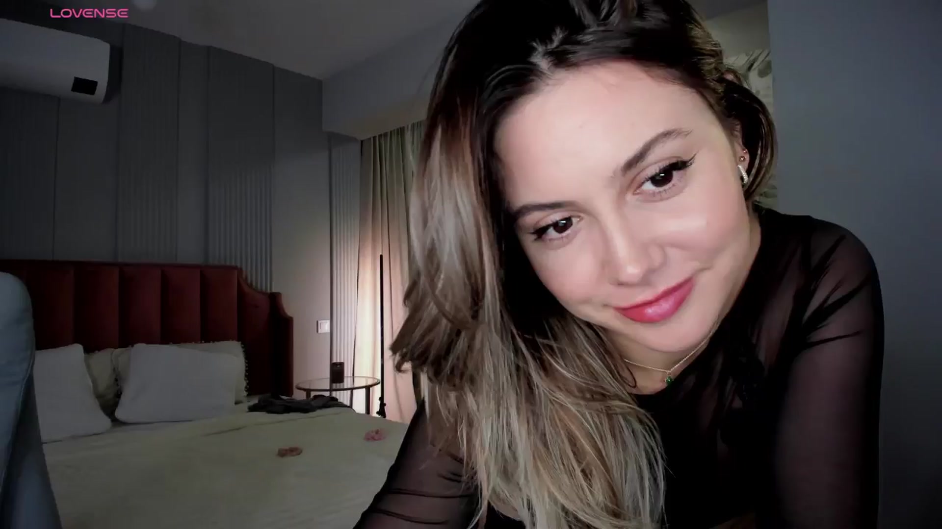 Gallery image thumbnail from NellieCutest's myfreecams stream on, 12/13/2025, 21:51 image 14 of 20