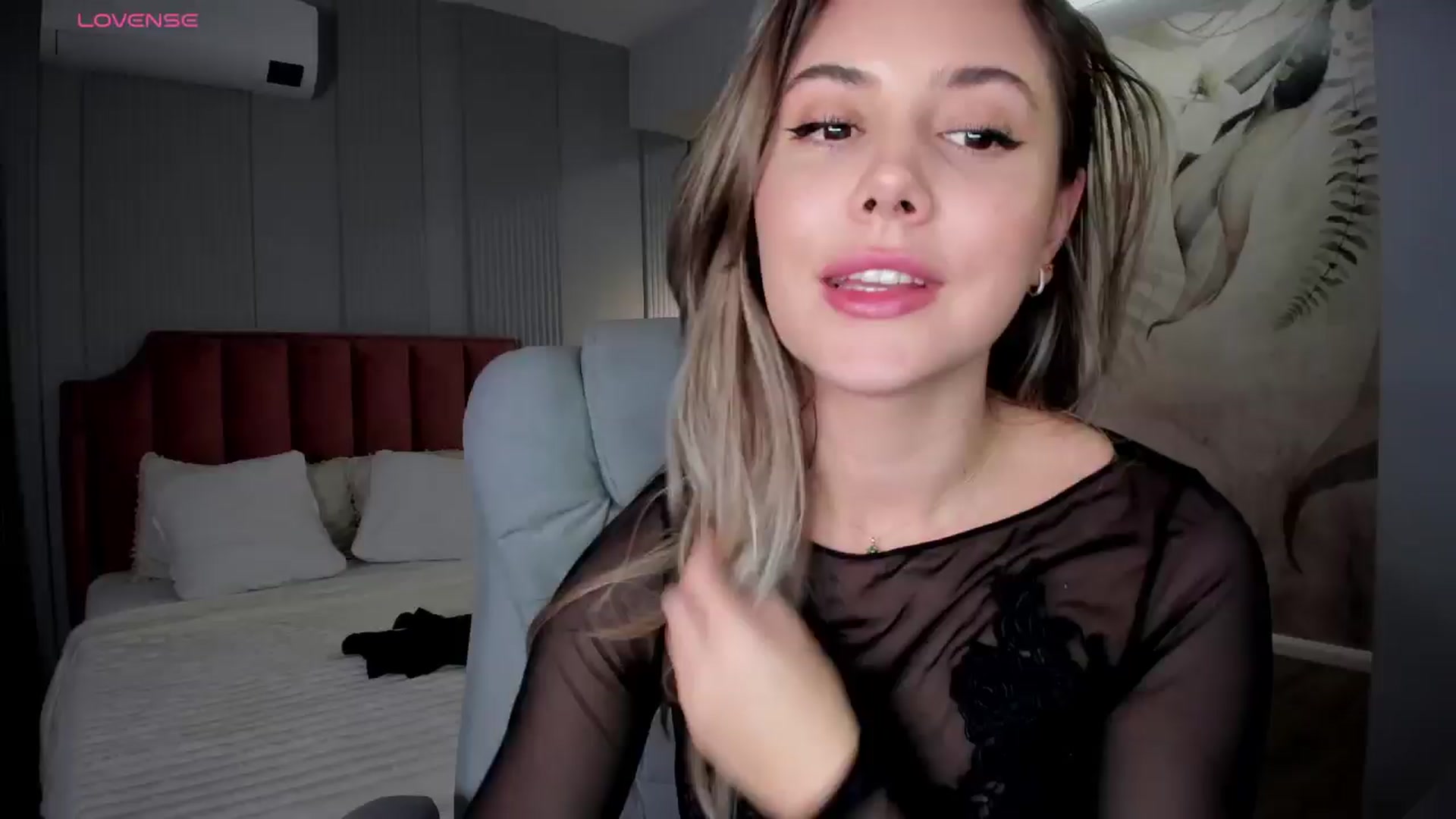 Gallery image thumbnail from NellieCutest's myfreecams stream on, 12/13/2025, 23:22 image 3 of 20