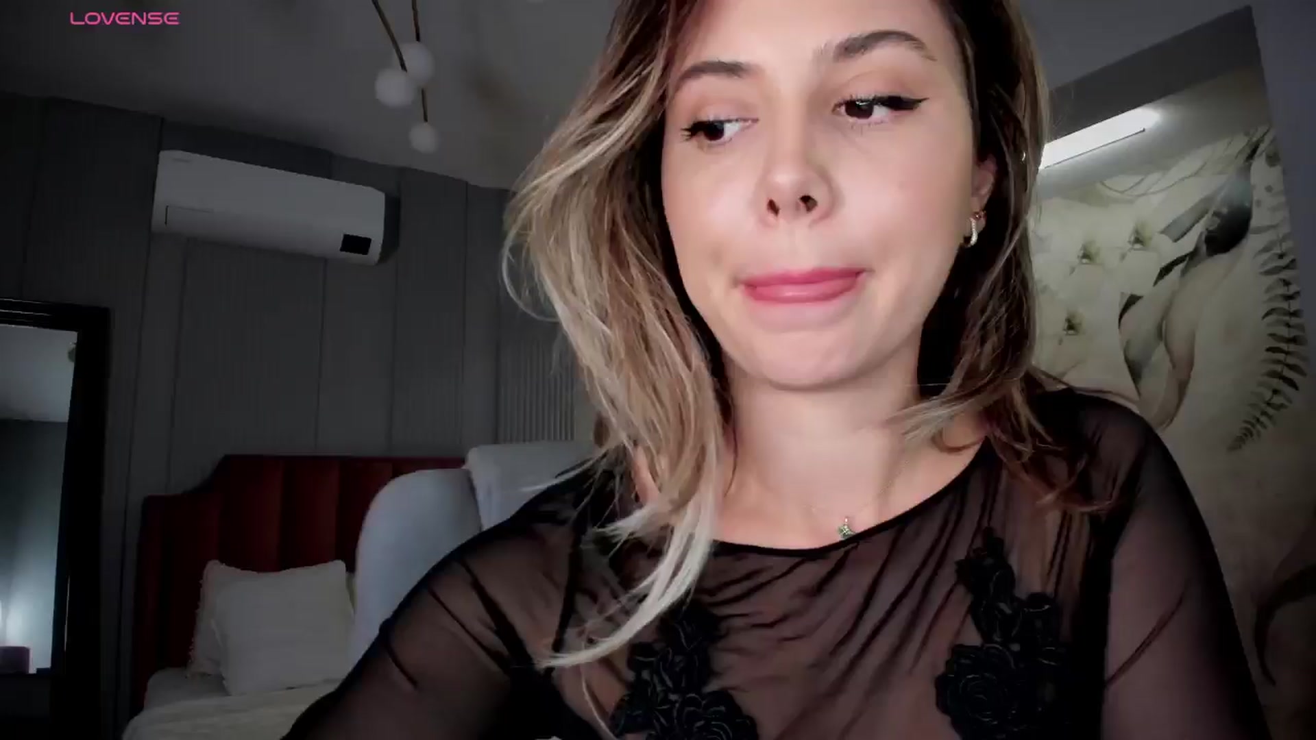 Gallery image thumbnail from NellieCutest's myfreecams stream on, 12/13/2025, 23:22 image 1 of 20