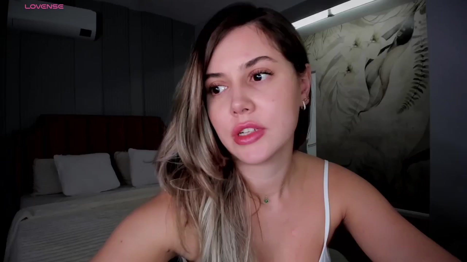 Gallery image thumbnail from NellieCutest's myfreecams stream on, 12/14/2025, 22:59 image 8 of 20