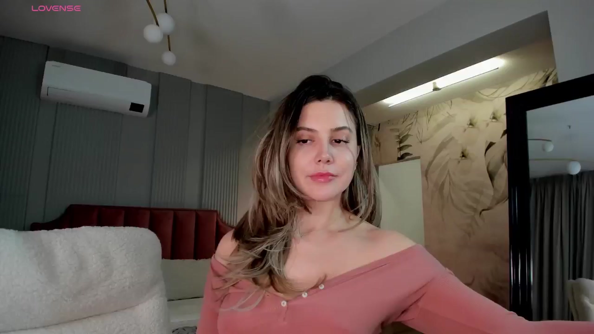 Gallery image thumbnail from NellieCutest's myfreecams stream on, 01/09/2026, 23:32 image 19 of 20