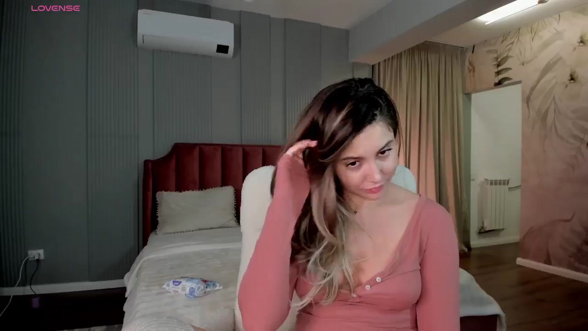 Gallery image thumbnail from NellieCutest's myfreecams stream on, 01/09/2026, 23:32 image 20 of 20