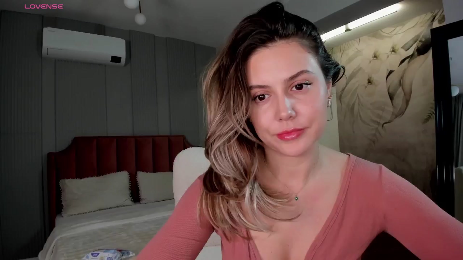 Gallery image thumbnail from NellieCutest's myfreecams stream on, 01/09/2026, 23:32 image 2 of 20