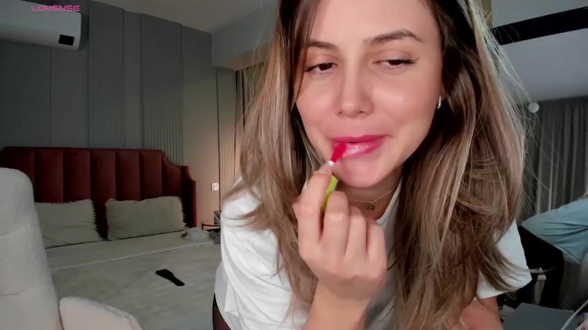 Gallery image thumbnail from NellieCutest's myfreecams stream on, 01/10/2026, 22:42 image 10 of 20