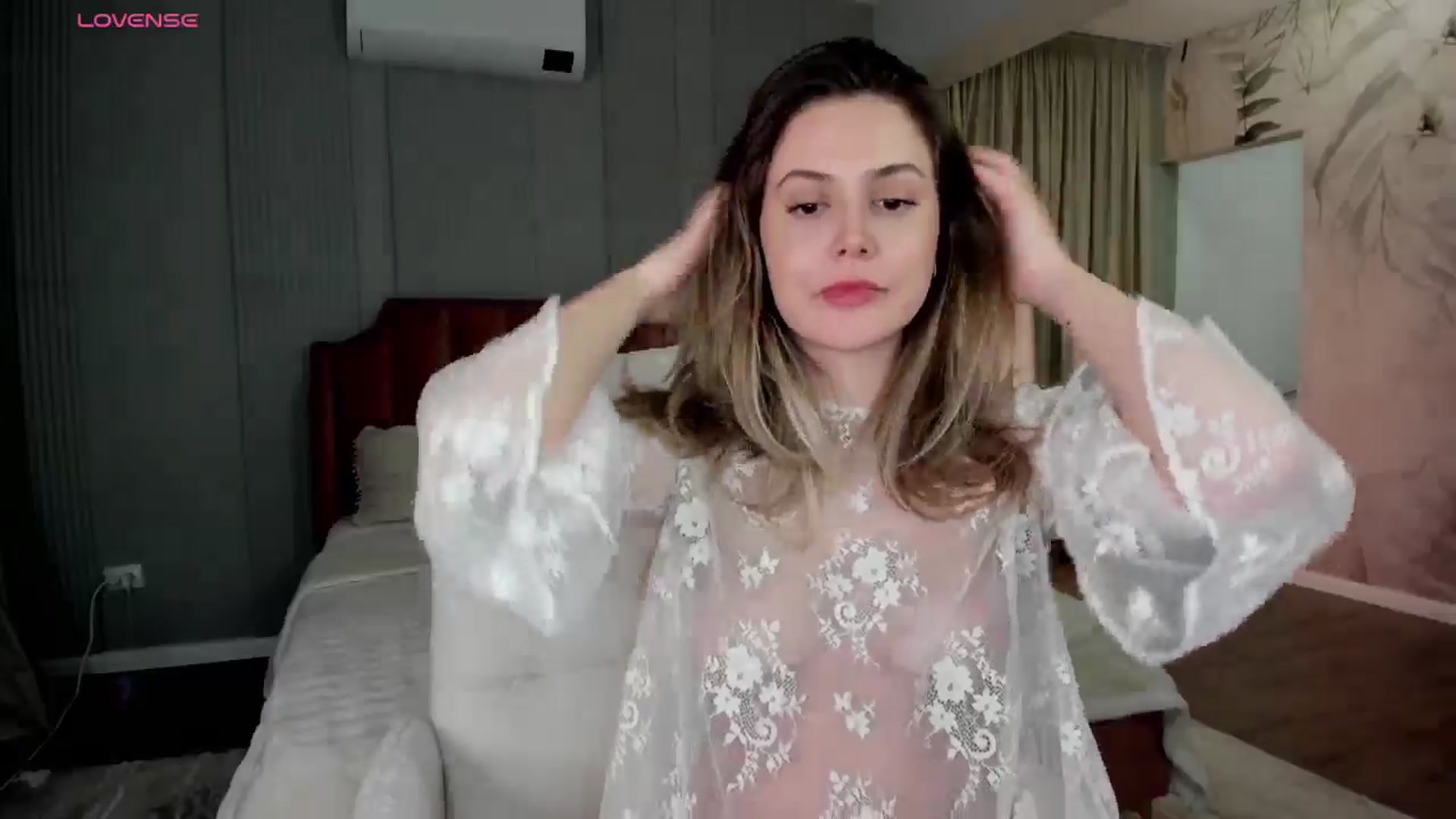 Gallery image thumbnail from NellieCutest's myfreecams stream on, 02/01/2026, 23:26 image 19 of 20