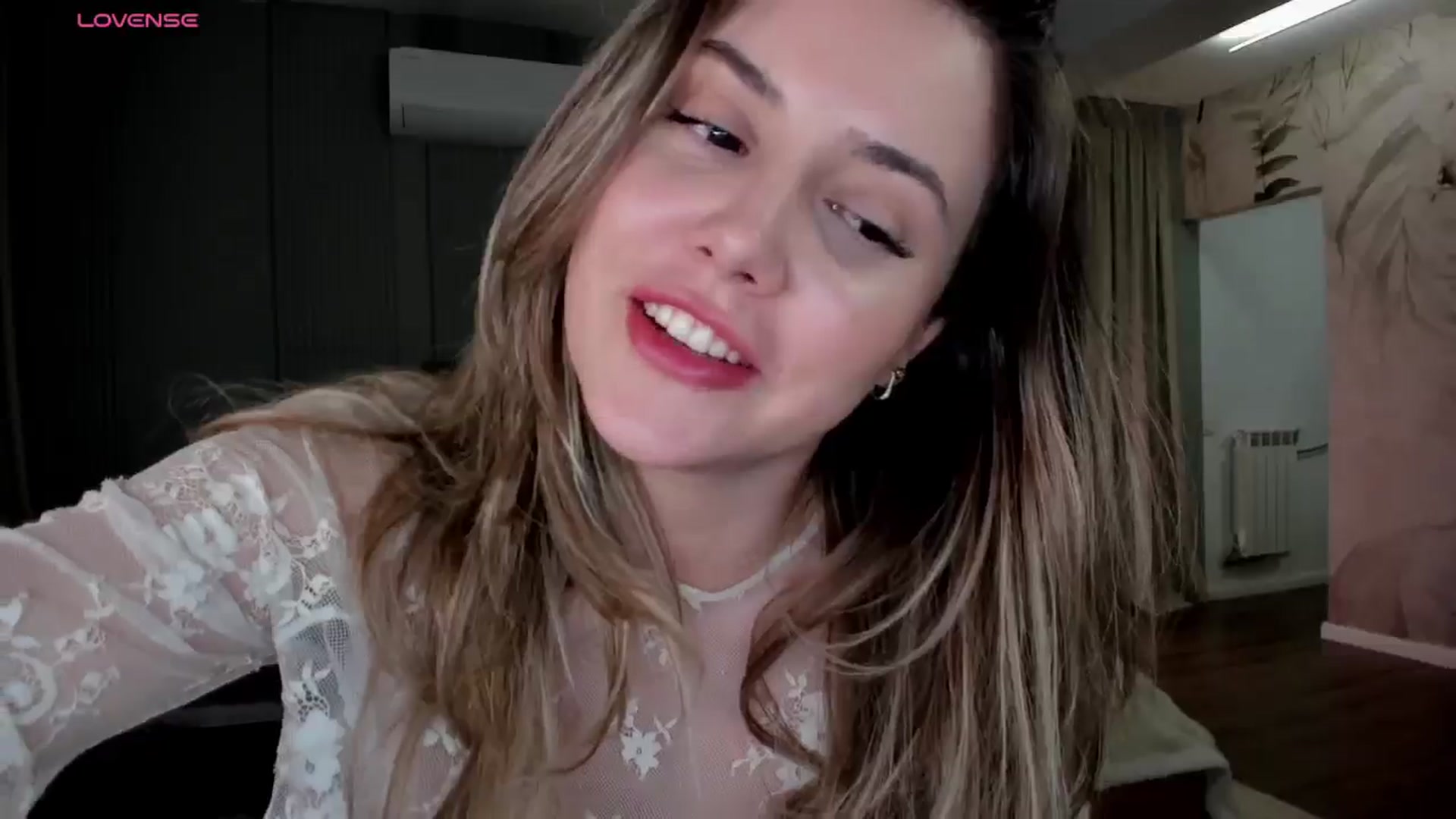 Gallery image thumbnail from NellieCutest's myfreecams stream on, 02/01/2026, 23:26 image 7 of 20