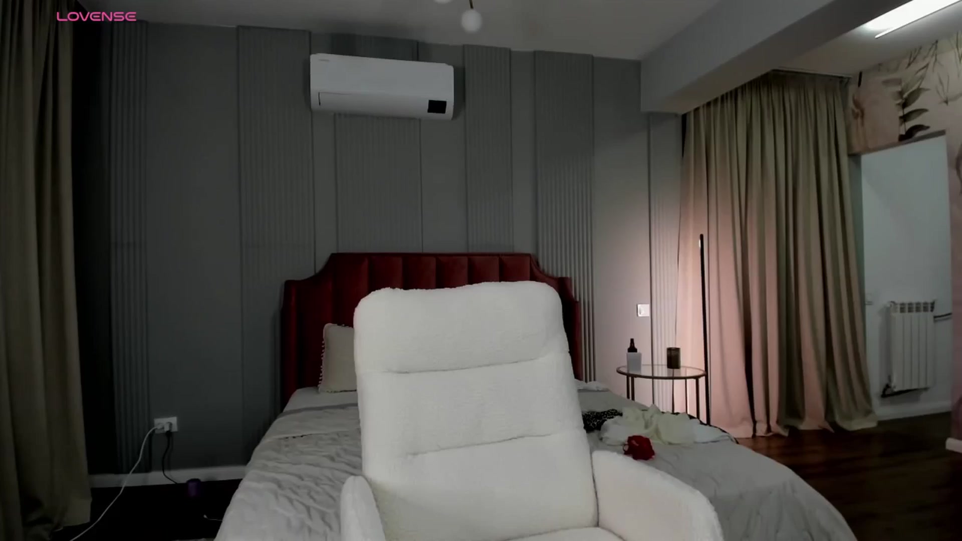 Gallery image thumbnail from NellieCutest's myfreecams stream on, 02/26/2026, 23:42 image 16 of 20