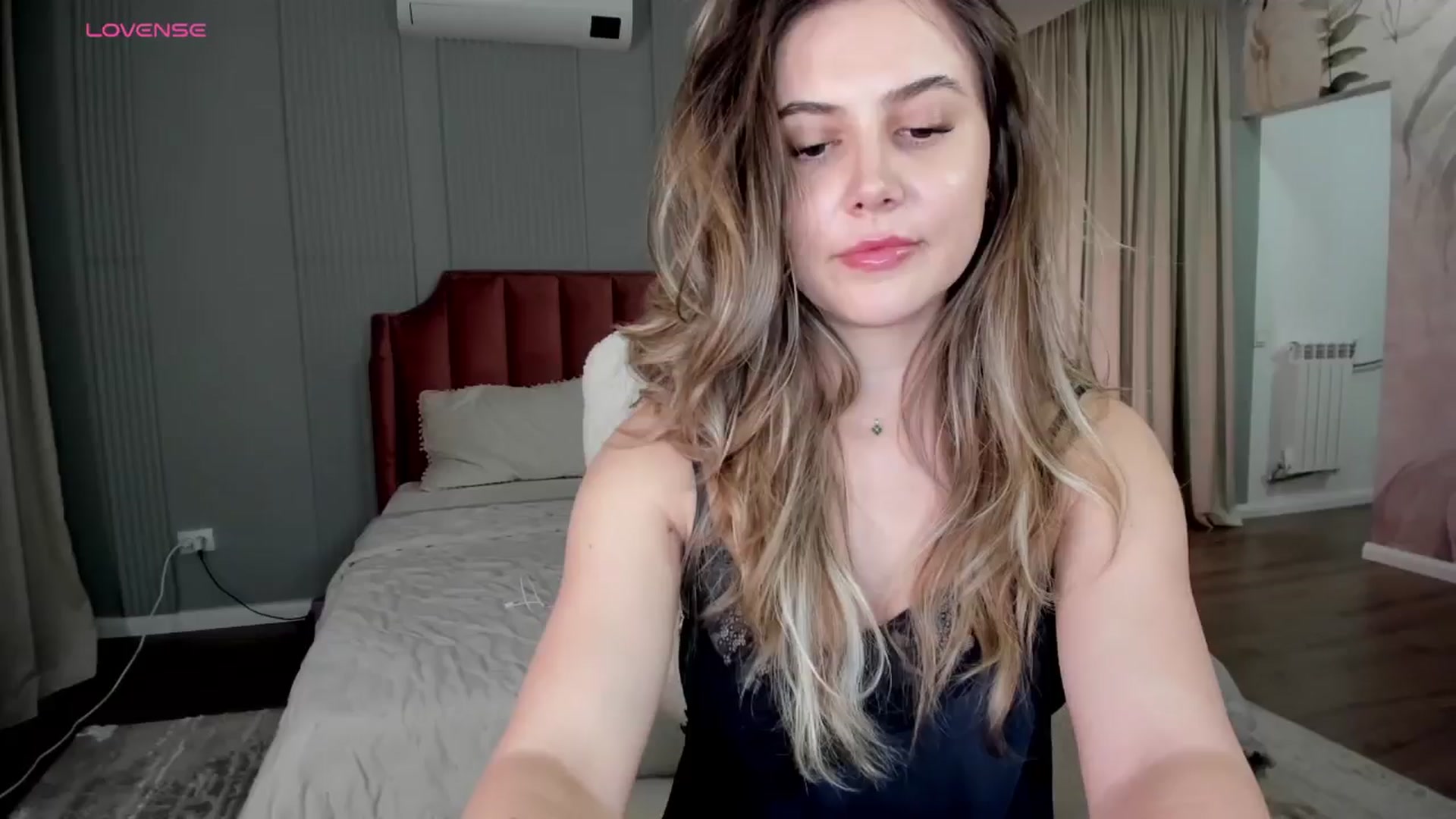 Gallery image thumbnail from NellieCutest's myfreecams stream on, 04/09/2026, 21:40 image 7 of 20