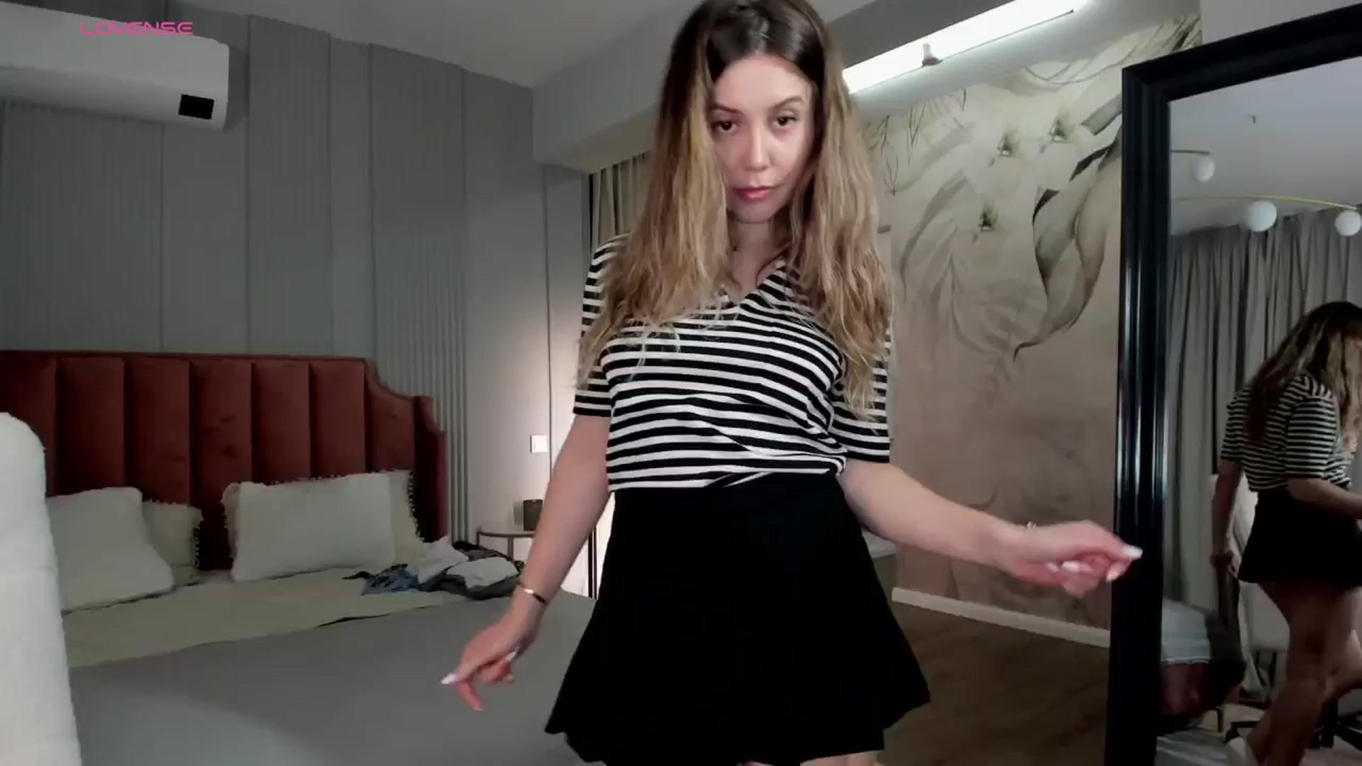 Gallery image thumbnail from NellieCutest's myfreecams stream on, 04/18/2026, 21:31 image 8 of 20