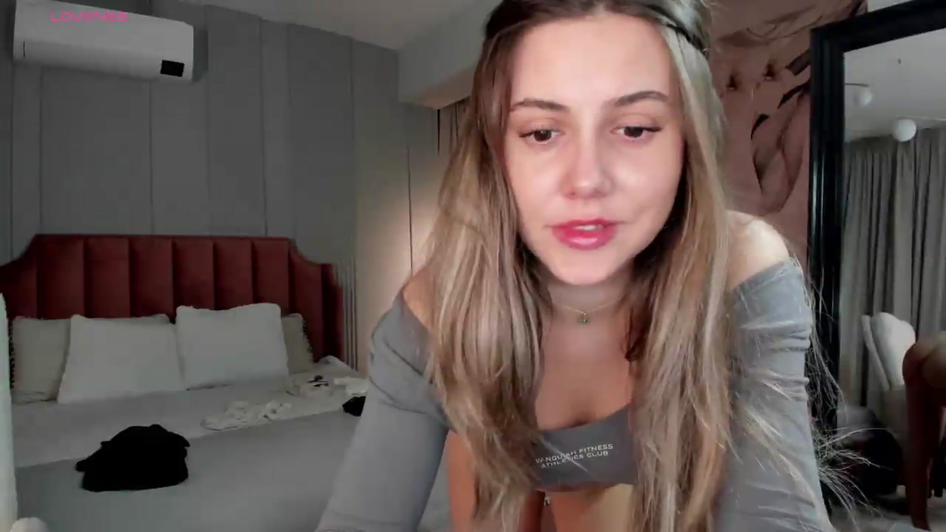 Gallery image thumbnail from NellieCutest's myfreecams stream on, 05/09/2026, 21:30 image 10 of 20