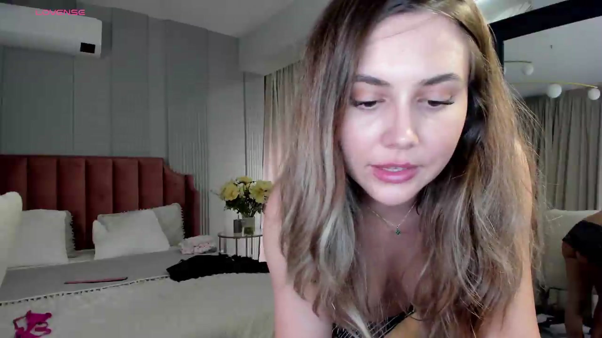 Gallery image thumbnail from NellieCutest's myfreecams stream on, 05/23/2026, 22:25 image 19 of 20