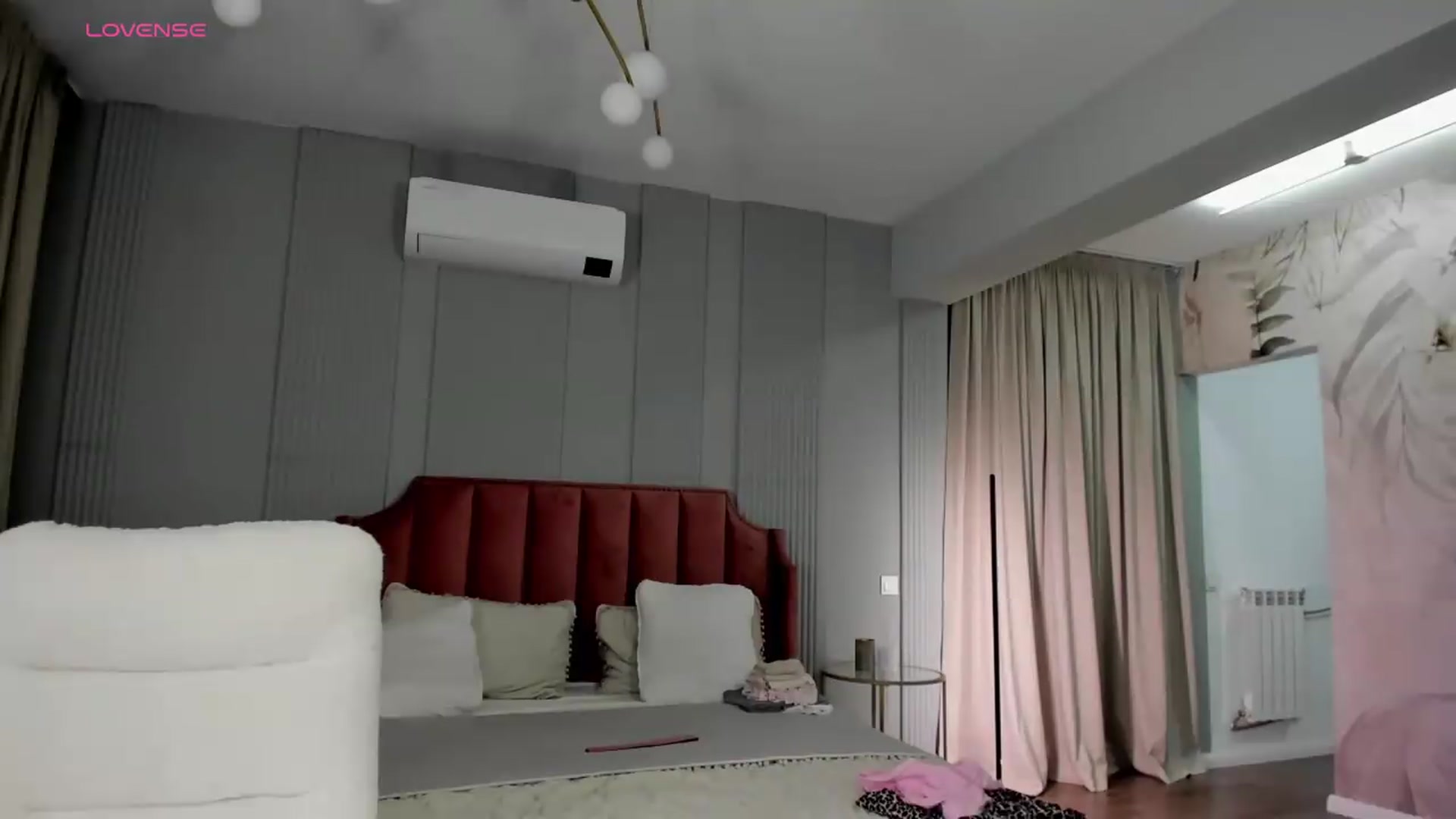 Gallery image thumbnail from NellieCutest's myfreecams stream on, 05/26/2026, 21:43 image 17 of 20