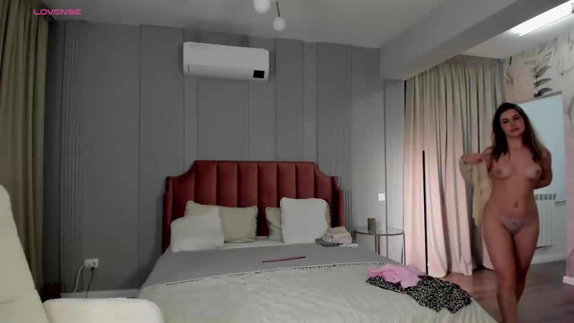 Gallery image thumbnail from NellieCutest's myfreecams stream on, 05/26/2026, 21:43 image 12 of 20