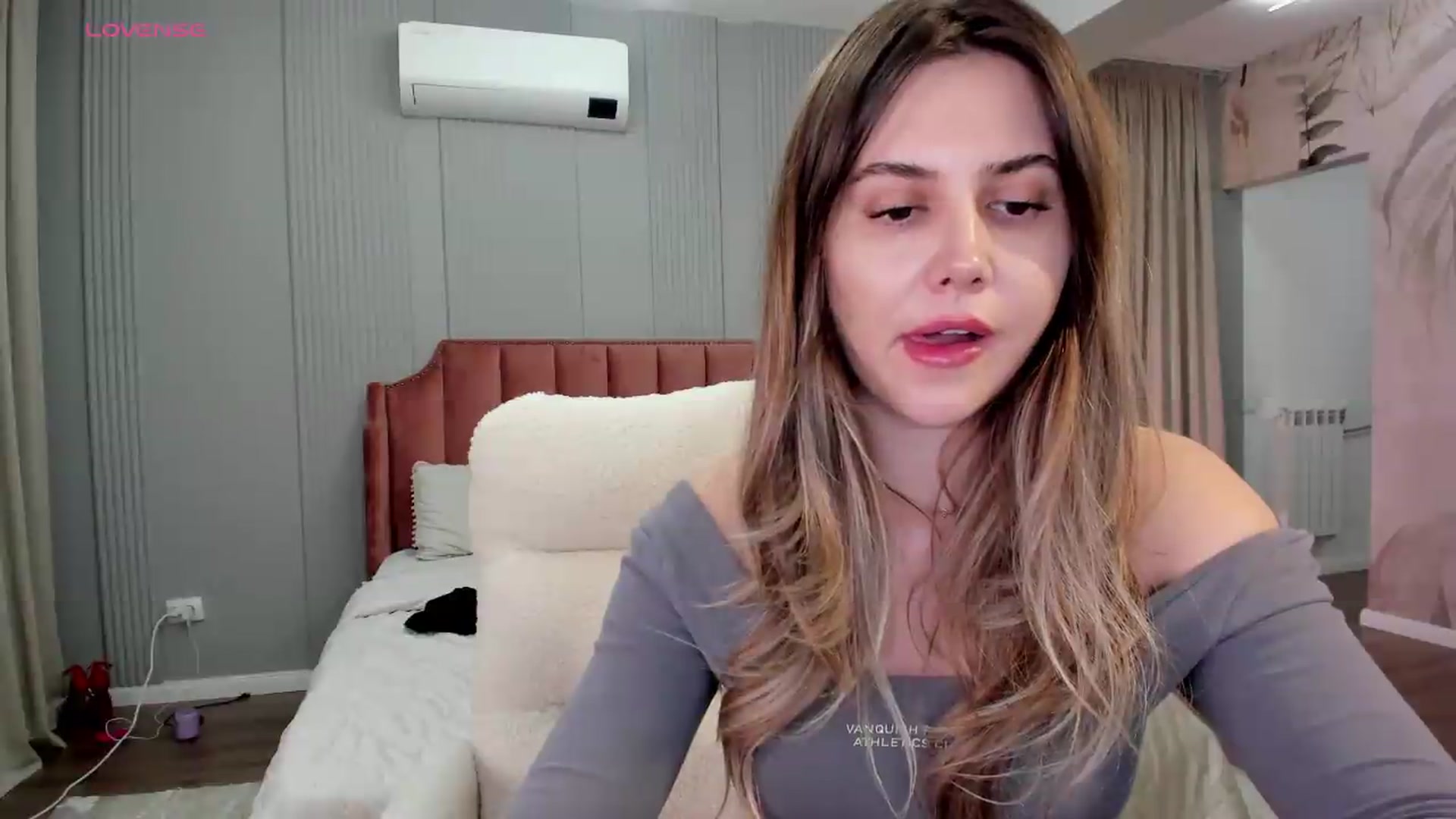 Gallery image thumbnail from NellieCutest's myfreecams stream on, 05/28/2026, 22:24 image 13 of 20