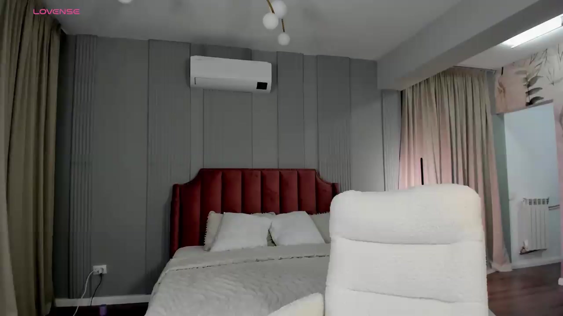 Gallery image thumbnail from NellieCutest's myfreecams stream on, 05/30/2026, 22:08 image 1 of 20