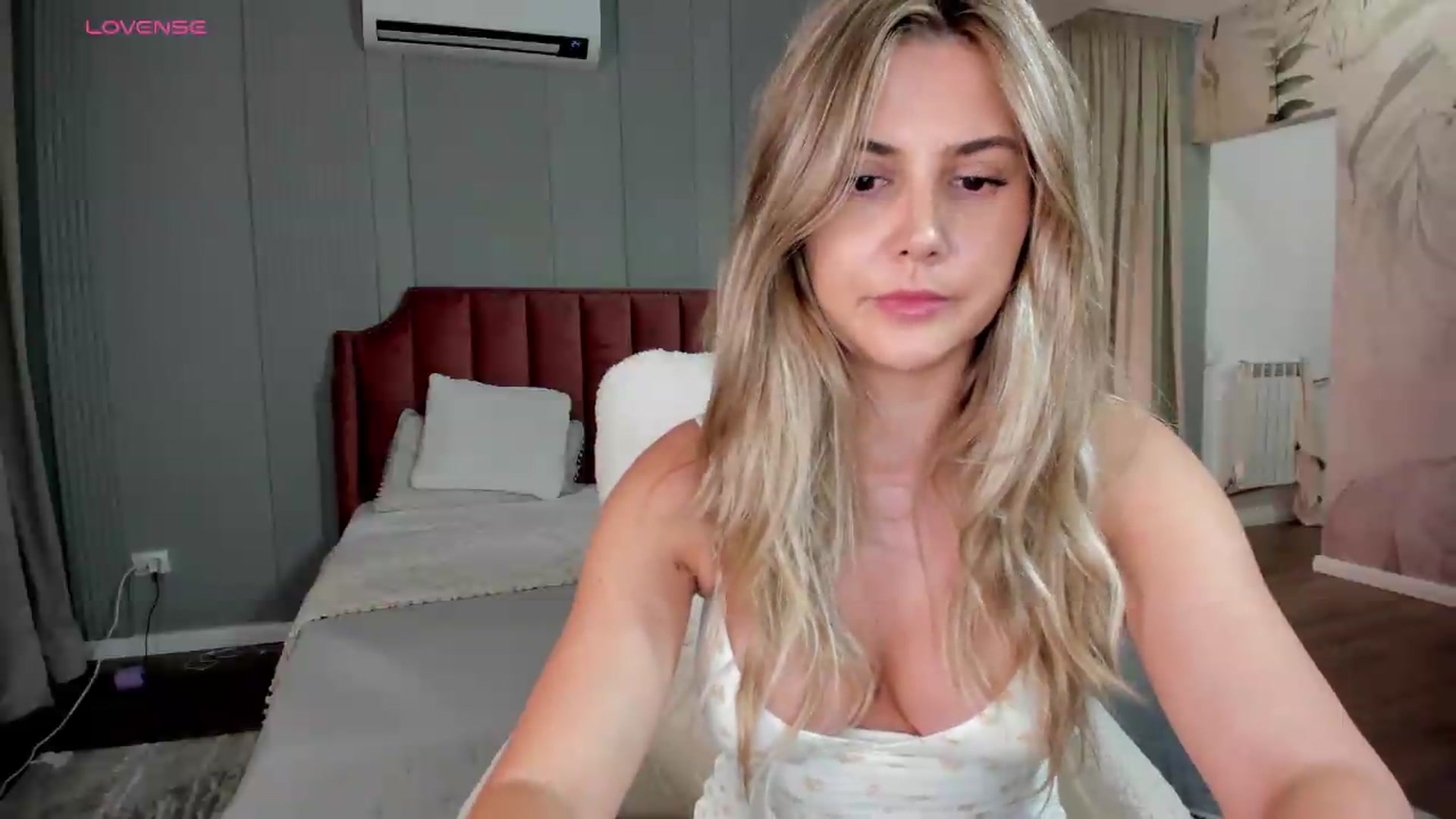 Gallery image thumbnail from NellieCutest's myfreecams stream on, 07/18/2026, 18:38 image 9 of 20