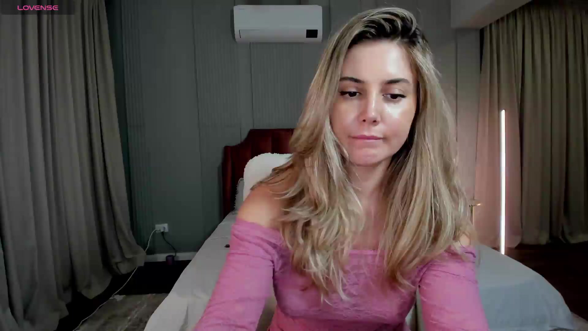 Gallery image thumbnail from NellieCutest's myfreecams stream on, 08/21/2026, 22:09 image 20 of 20