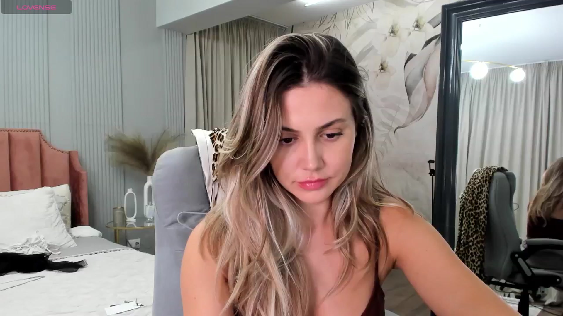 Gallery image thumbnail from NellsBdayGal's myfreecams stream on, 08/07/2025, 20:59 image 1 of 20