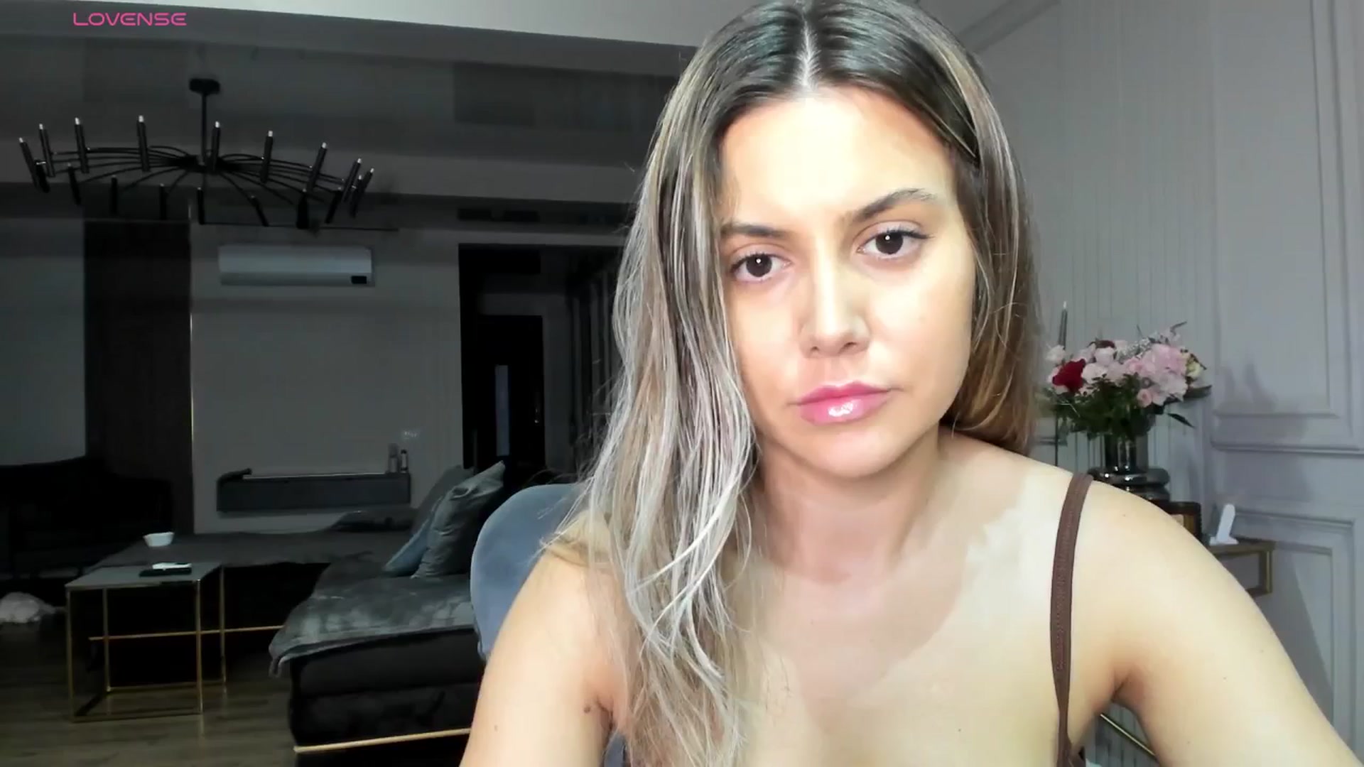 Gallery image thumbnail from NellsBdayGal's myfreecams stream on, 08/09/2025, 21:52 image 1 of 20