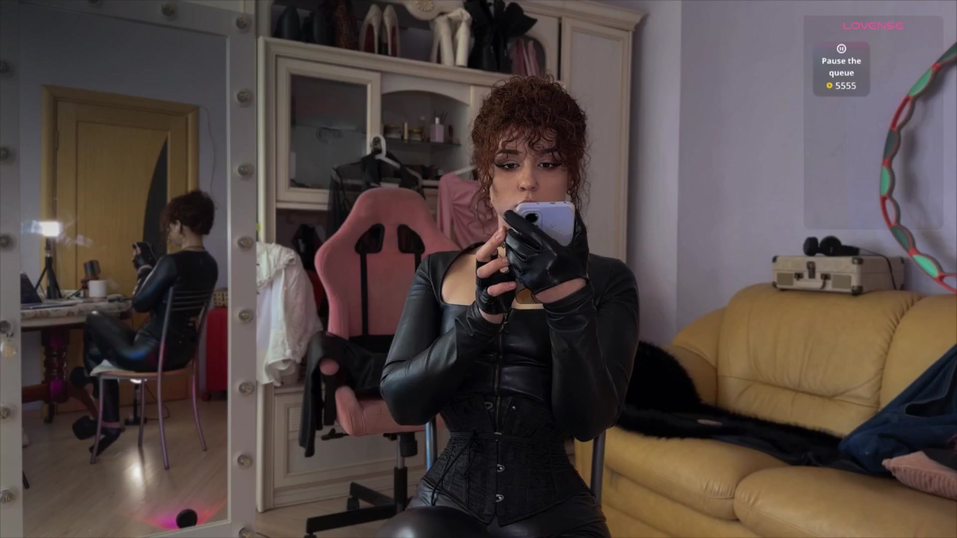 Gallery image thumbnail from NellyJune's myfreecams stream on, 03/30/2026, 12:17 image 17 of 20