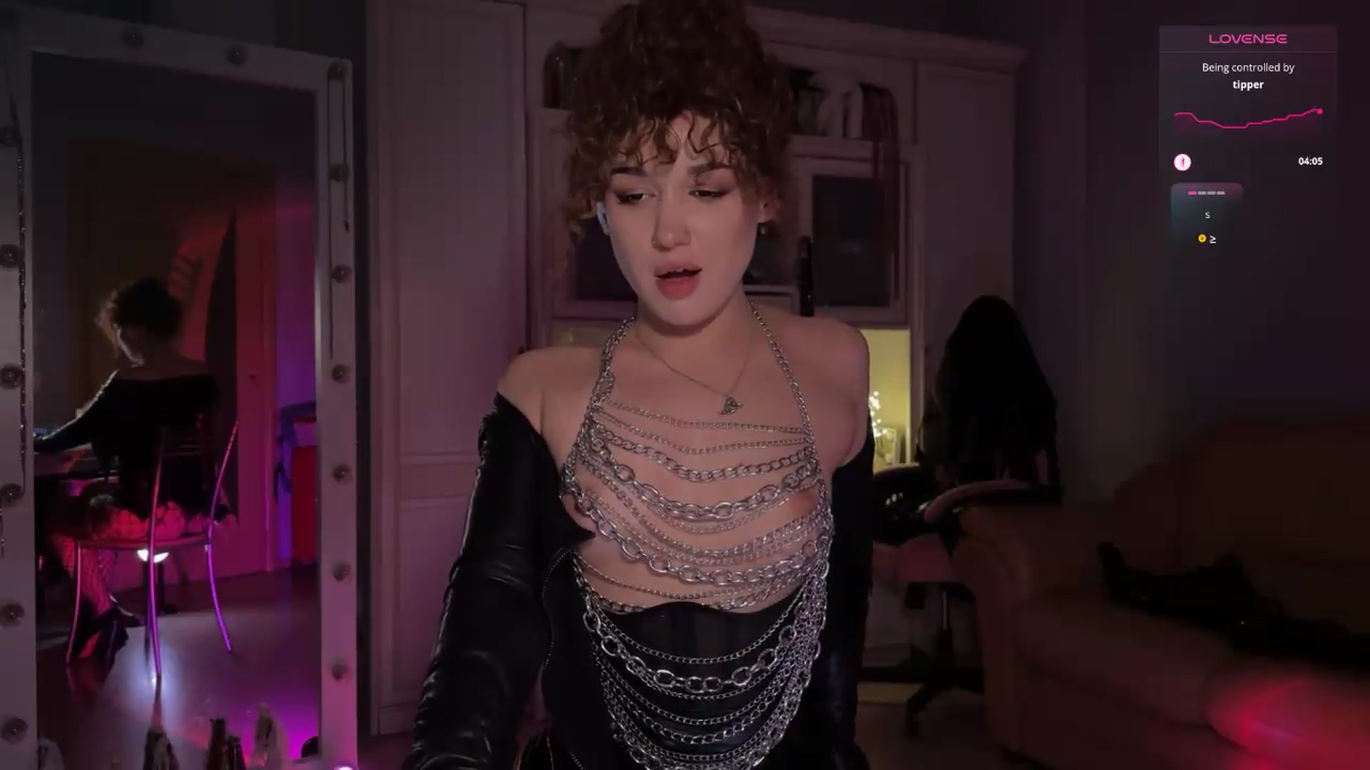 Gallery image thumbnail from NellyJune's myfreecams stream on, 07/12/2026, 23:42 image 10 of 20