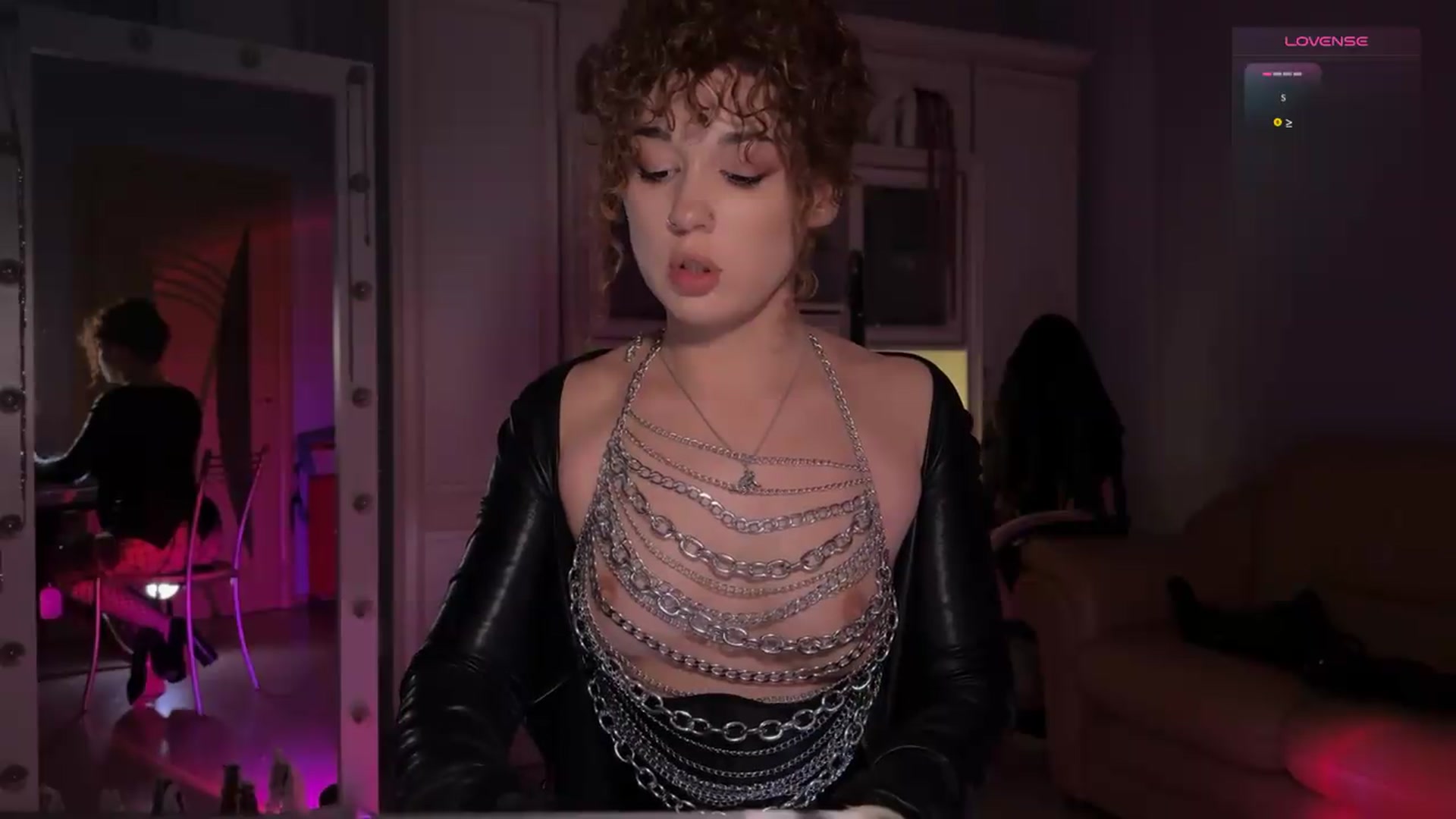 Gallery image thumbnail from NellyJune's myfreecams stream on, 07/12/2026, 23:42 image 20 of 20
