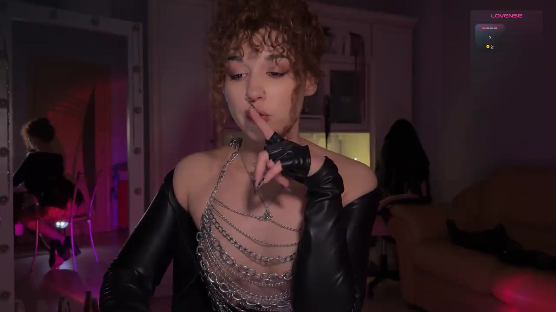 Gallery image thumbnail from NellyJune's myfreecams stream on, 07/12/2026, 23:42 image 17 of 20