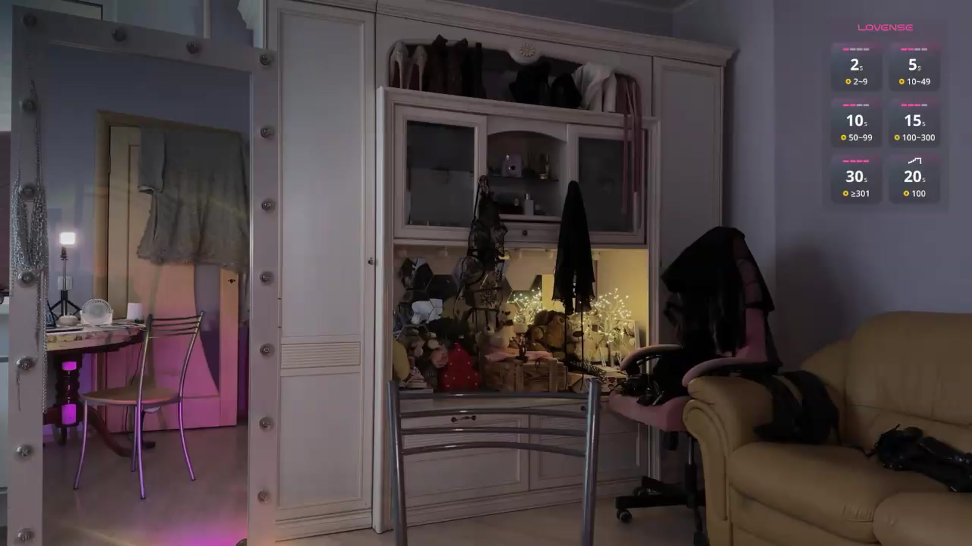 Gallery image thumbnail from NellyJune's myfreecams stream on, 08/03/2026, 16:08 image 19 of 20