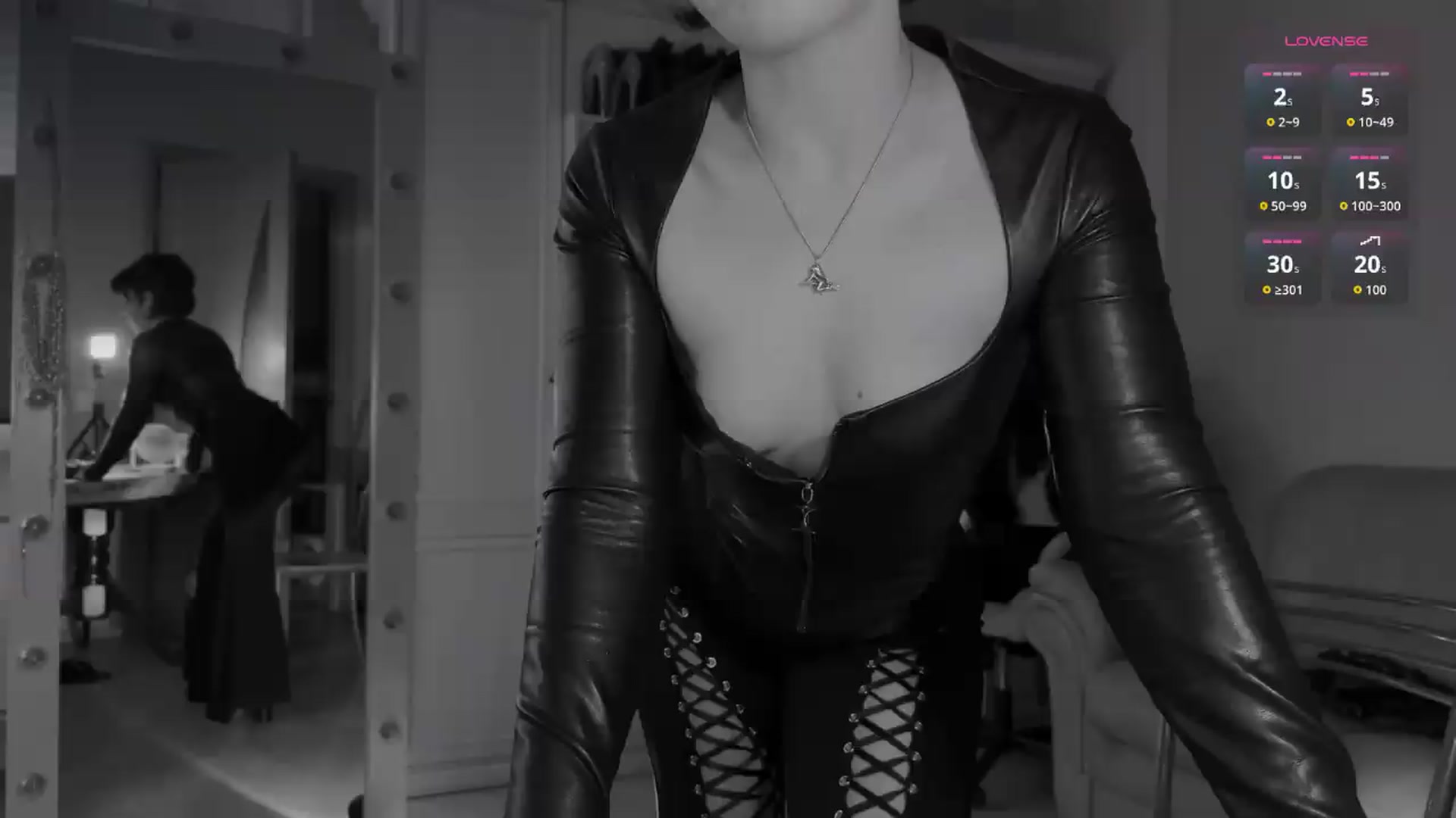 Gallery image thumbnail from NellyJune's myfreecams stream on, 08/07/2026, 18:13 image 10 of 20