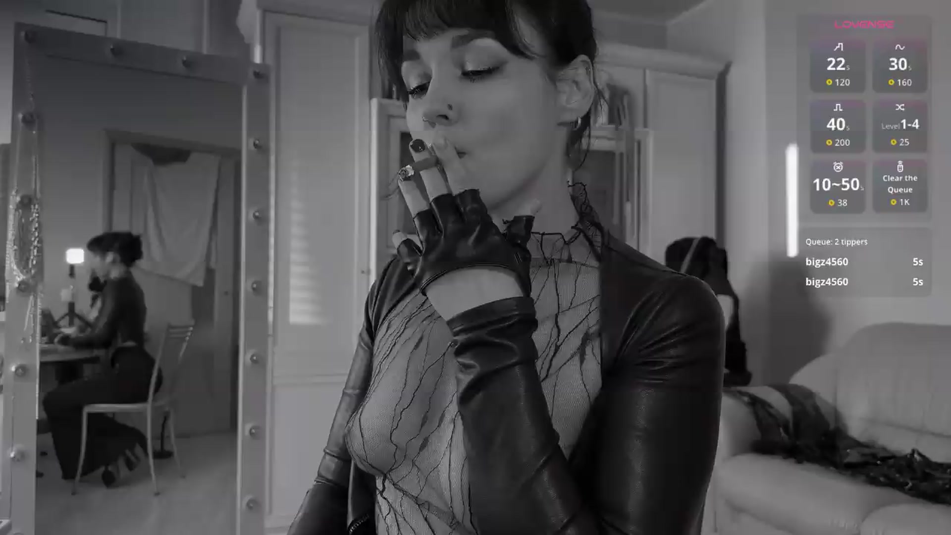 Gallery image thumbnail from NellyJune's myfreecams stream on, 08/13/2026, 17:28 image 4 of 20