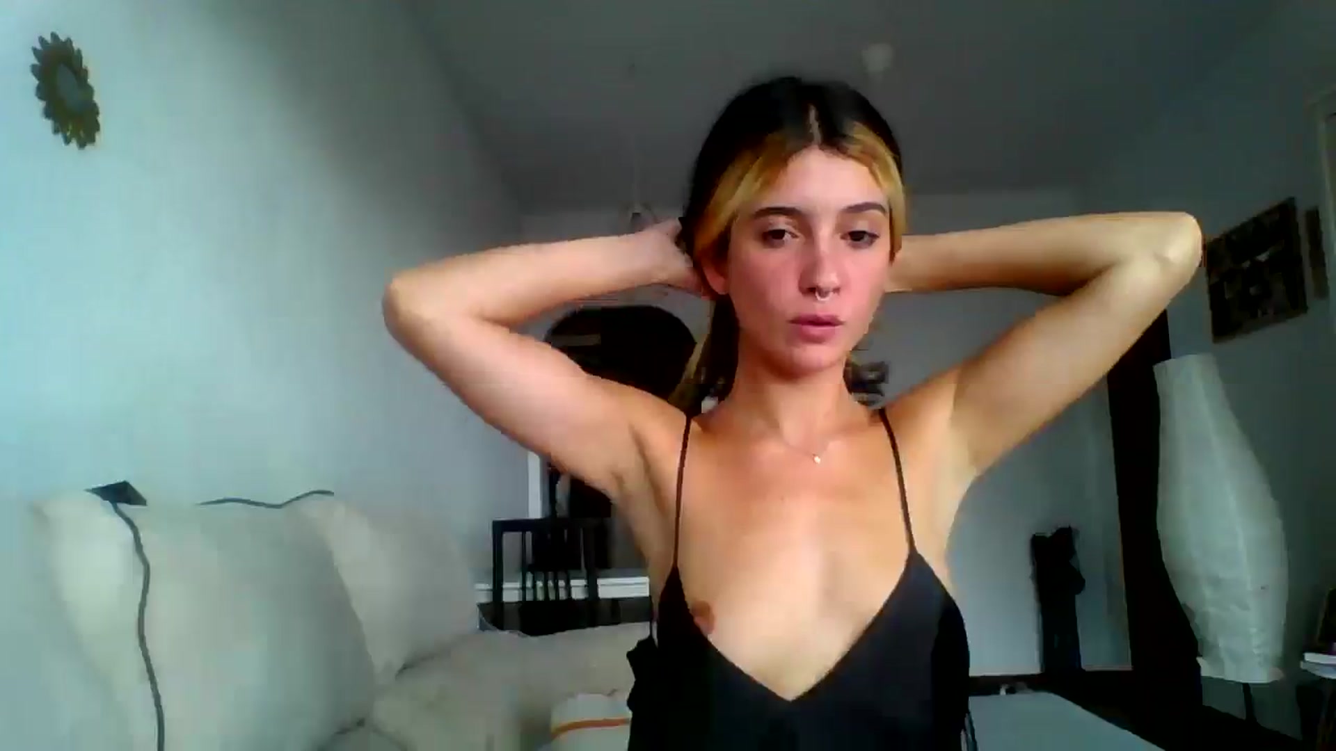 Gallery image thumbnail from Nenalight's myfreecams stream on, 10/29/2025, 09:31 image 18 of 20