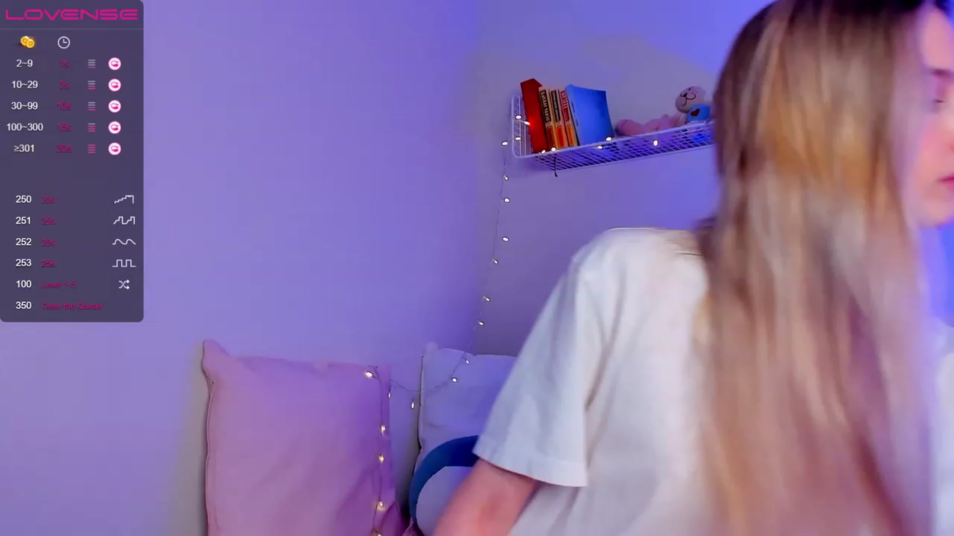 Gallery image thumbnail from NeonShine's myfreecams stream on, 12/01/2022, 01:09 image 6 of 20