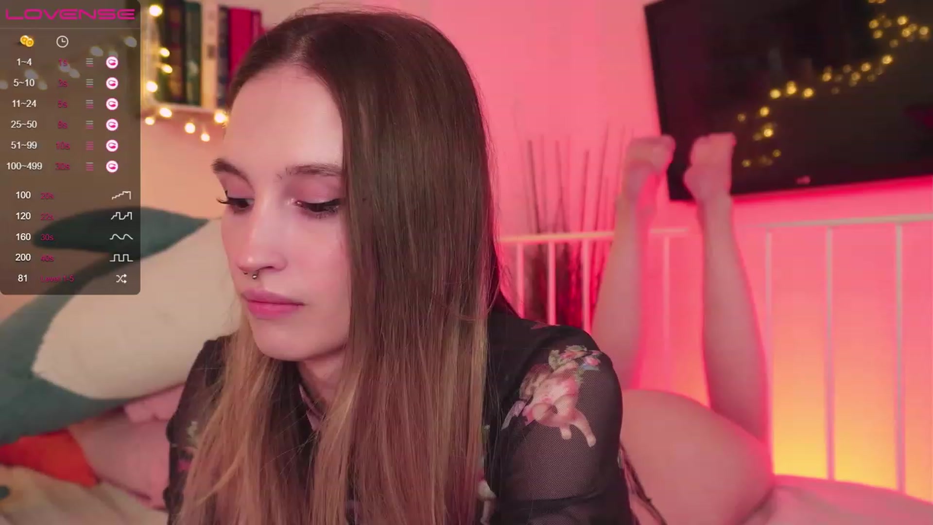 Gallery image thumbnail from NeonShine's myfreecams stream on, 01/22/2024, 04:28 image 16 of 20