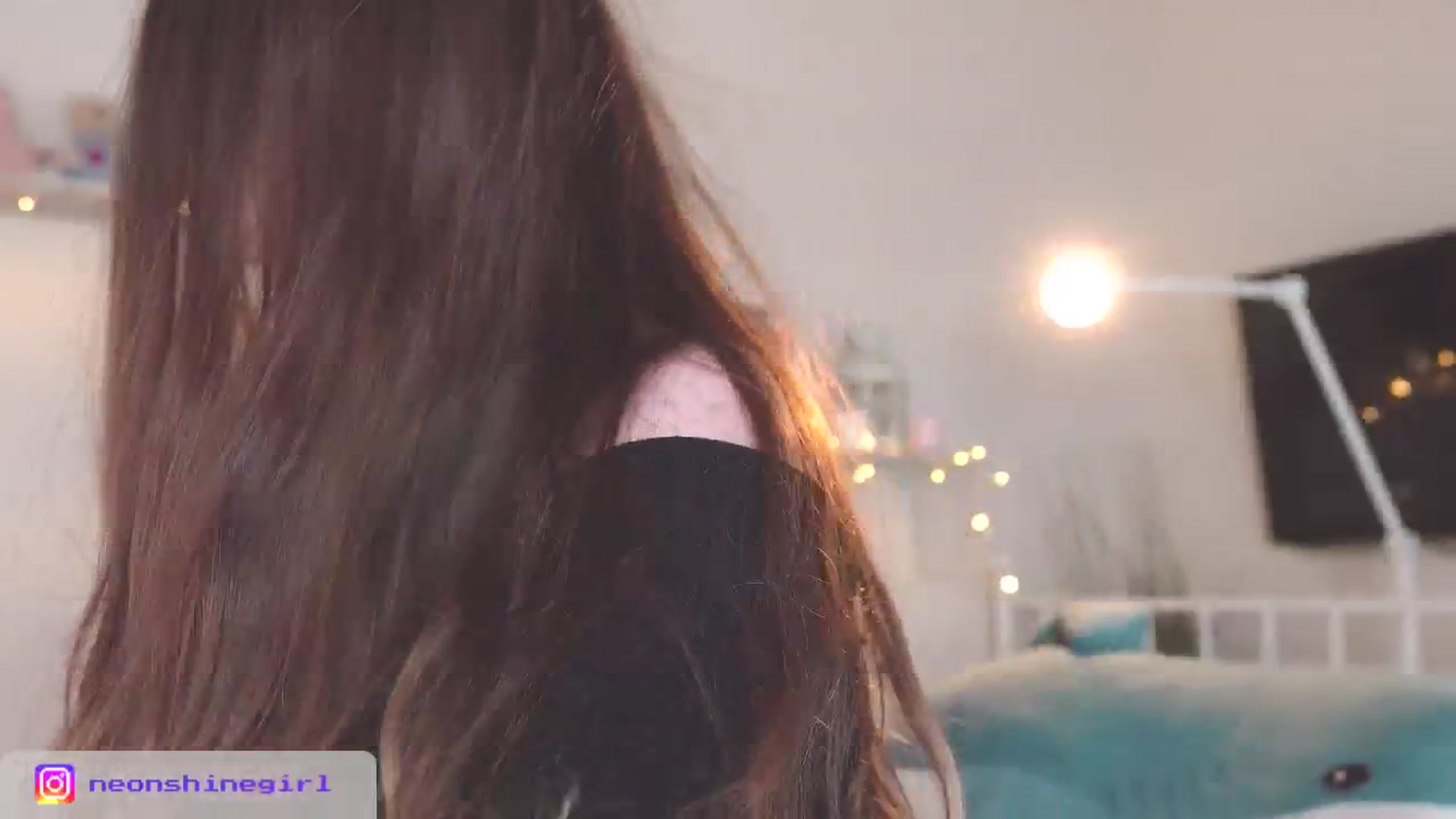 Gallery image thumbnail from NeonShine's myfreecams stream on, 09/21/2025, 08:17 image 12 of 20