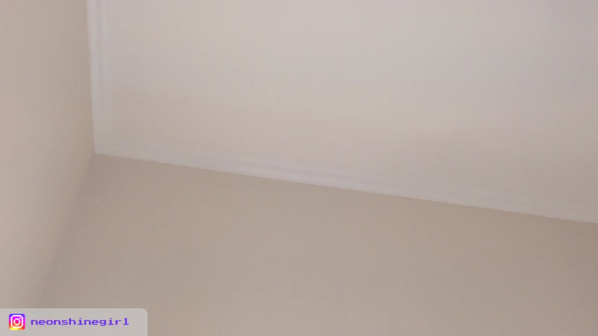 Gallery image thumbnail from NeonShine's myfreecams stream on, 12/26/2025, 11:30 image 17 of 20