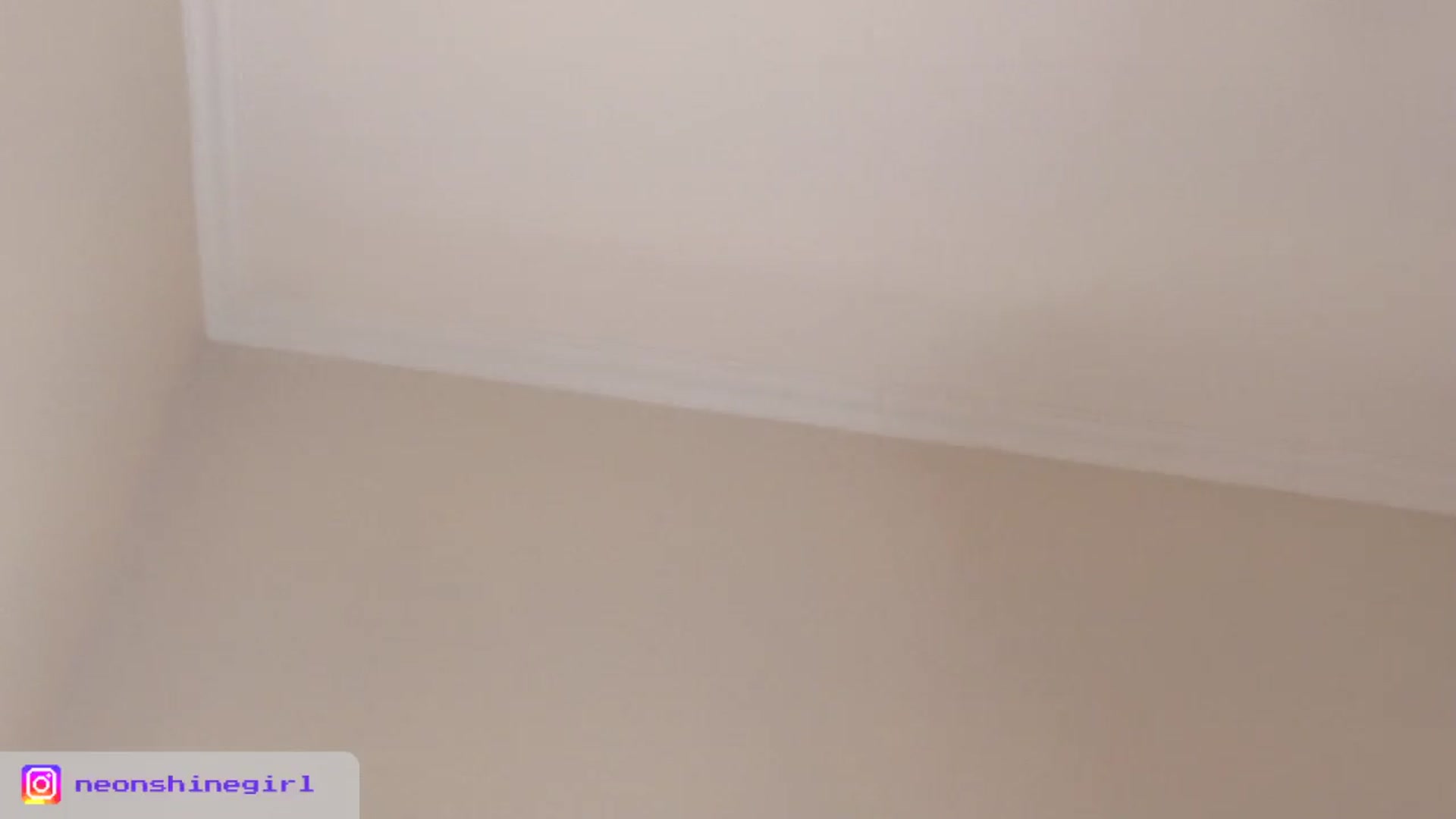 Gallery image thumbnail from NeonShine's myfreecams stream on, 12/31/2025, 08:38 image 5 of 20