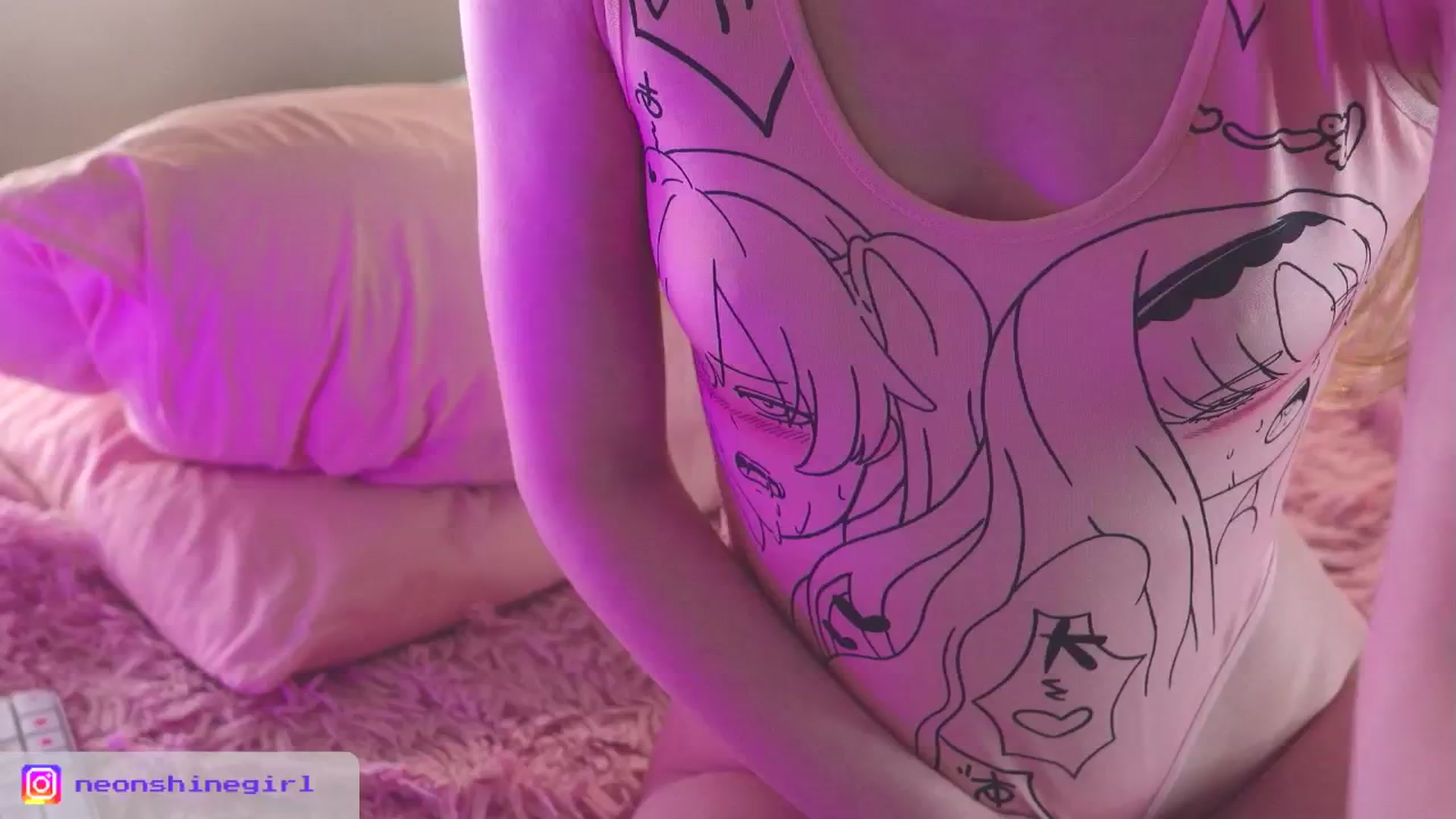 Gallery image thumbnail from NeonShine's myfreecams stream on, 01/04/2026, 10:42 image 4 of 20