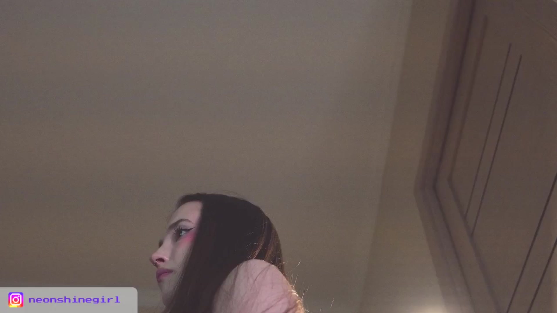Gallery image thumbnail from NeonShine's myfreecams stream on, 01/11/2026, 10:58 image 2 of 20