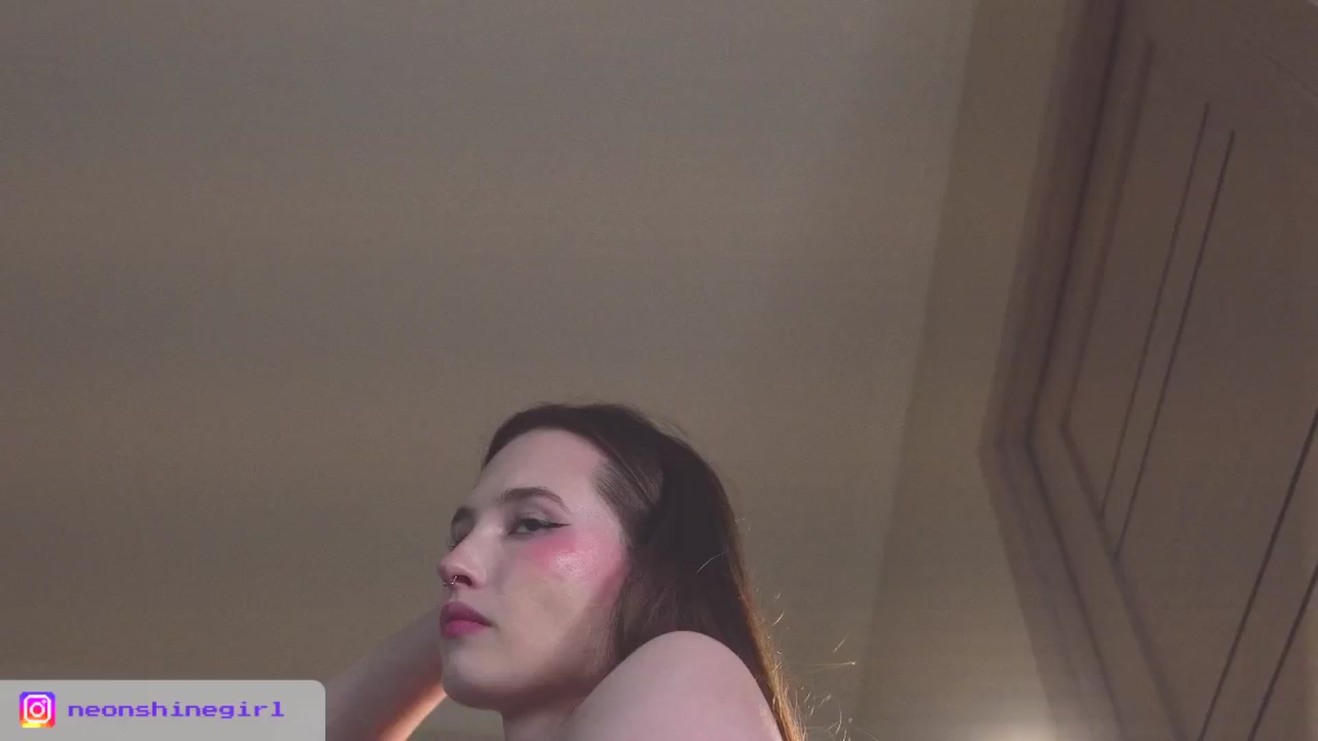 Gallery image thumbnail from NeonShine's myfreecams stream on, 01/11/2026, 10:58 image 3 of 20