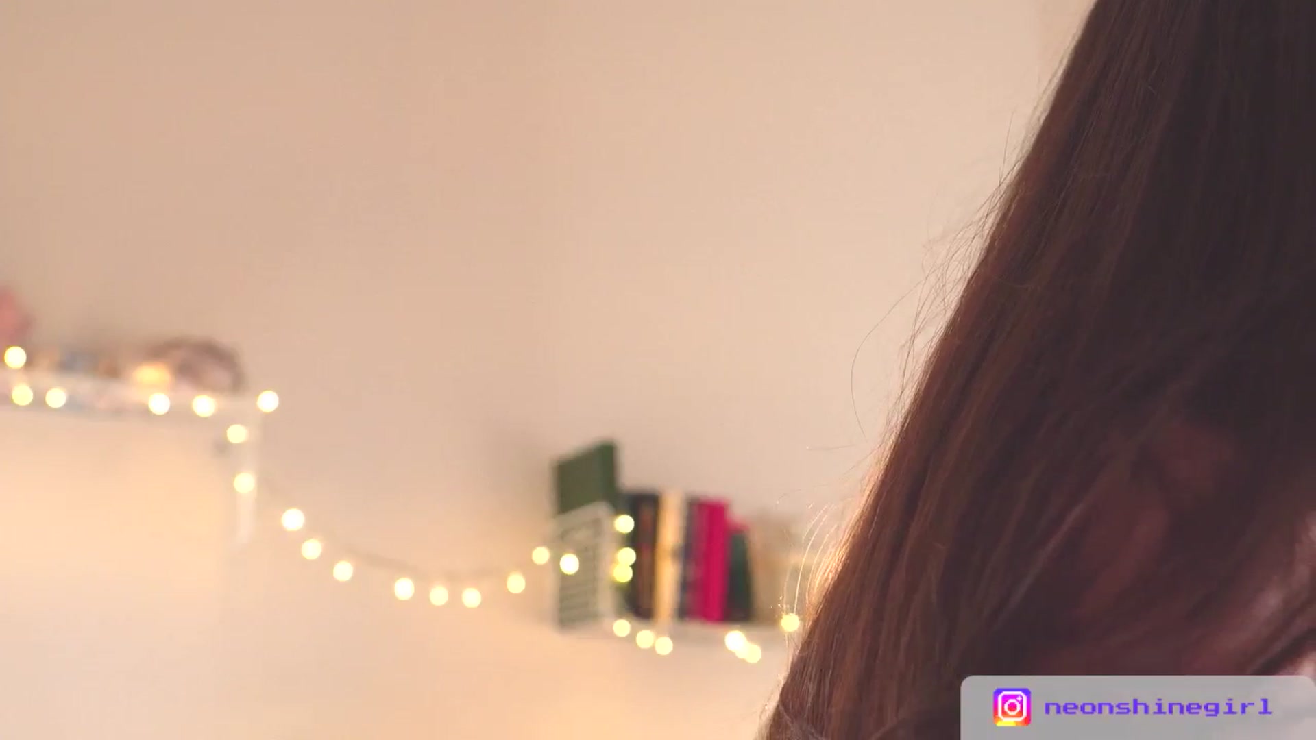 Gallery image thumbnail from NeonShine's myfreecams stream on, 03/25/2026, 13:15 image 11 of 20